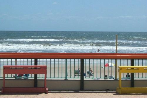 Beach Condo with Pool & Tiki Bar! photo 11