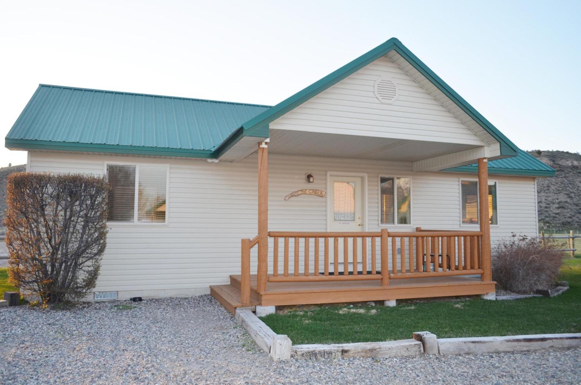 Sleepy J Cabins photo 18