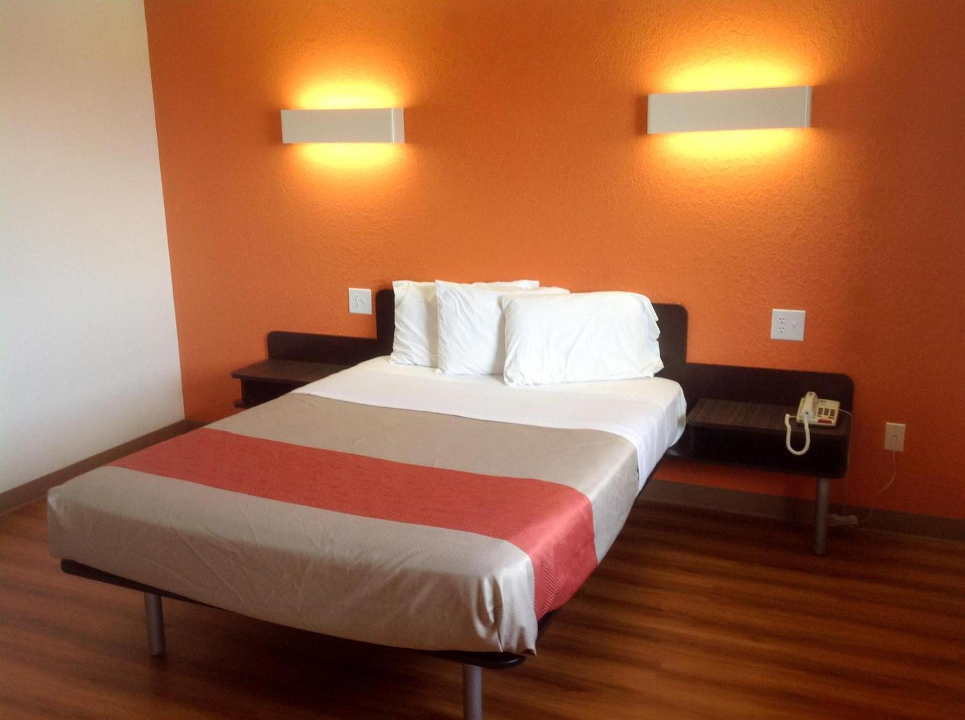 The Reserve Inn photo 38