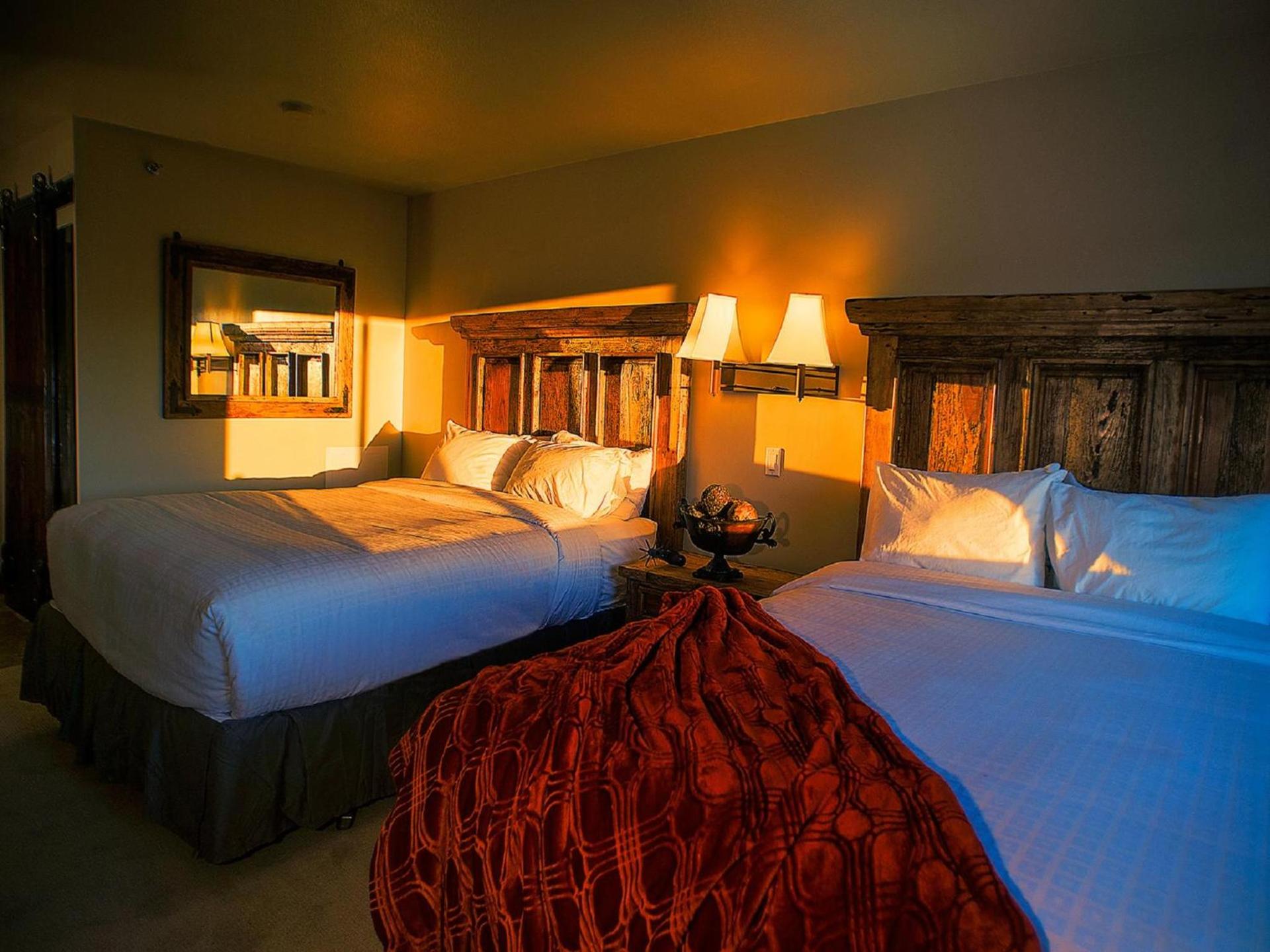 Hotel Parker at Quarter Circle 7 photo 11