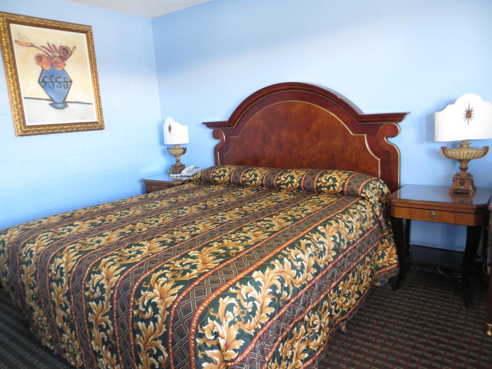 A Fisher's Inn Motel photo 44
