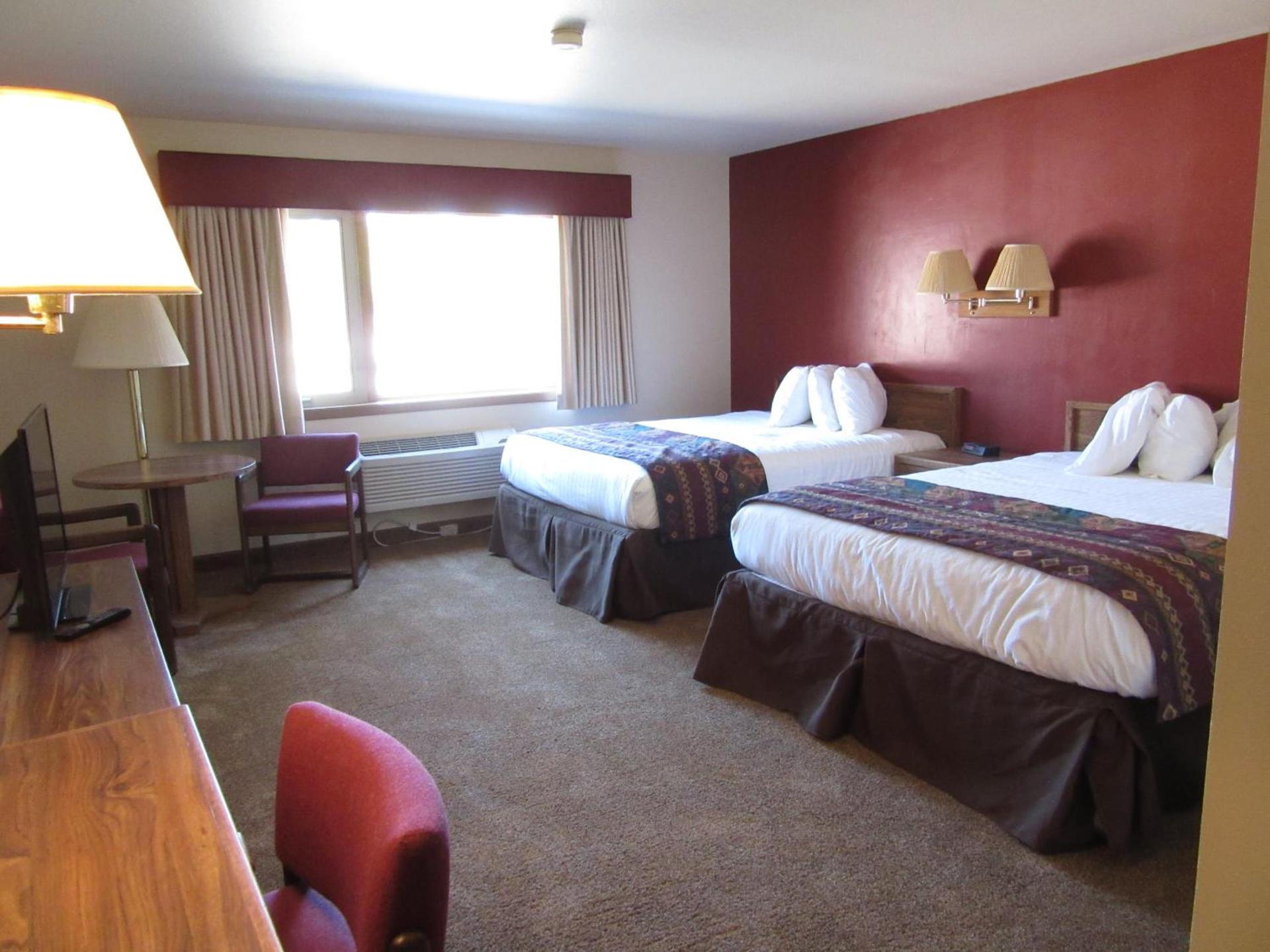 Al's Westward Ho Motel photo 10