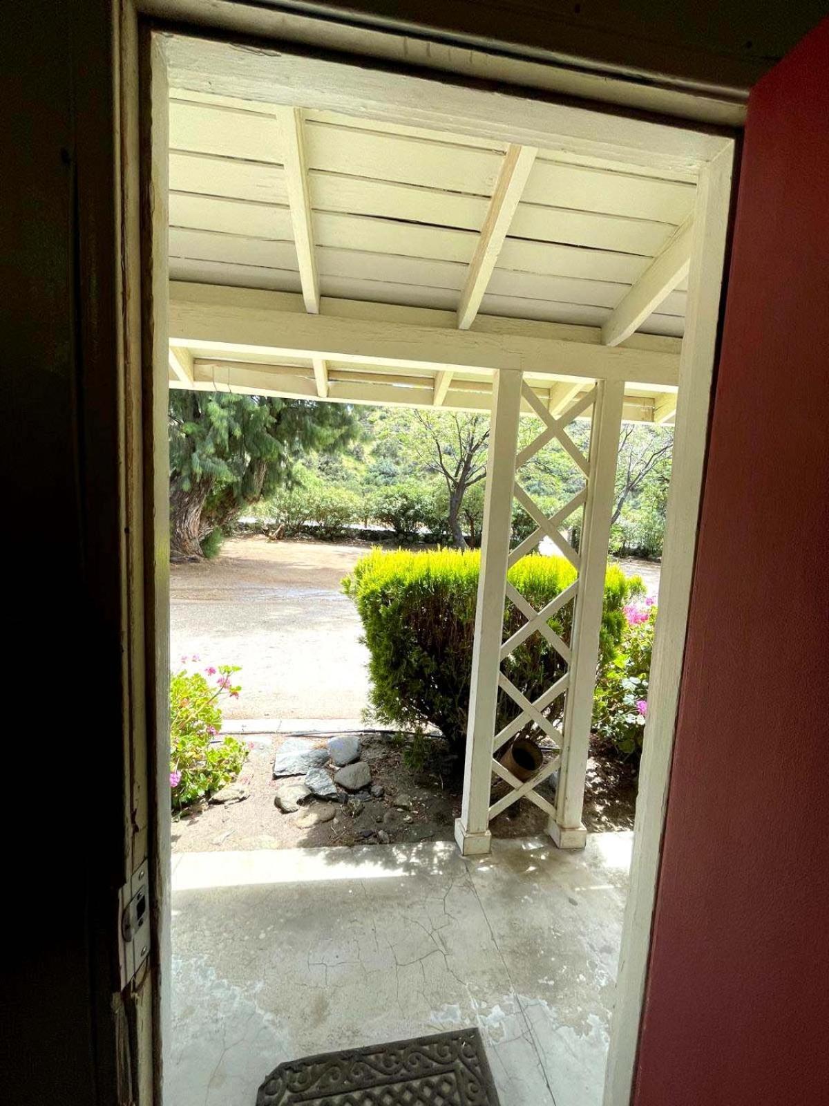 Sierra Pelona Motel photo 4