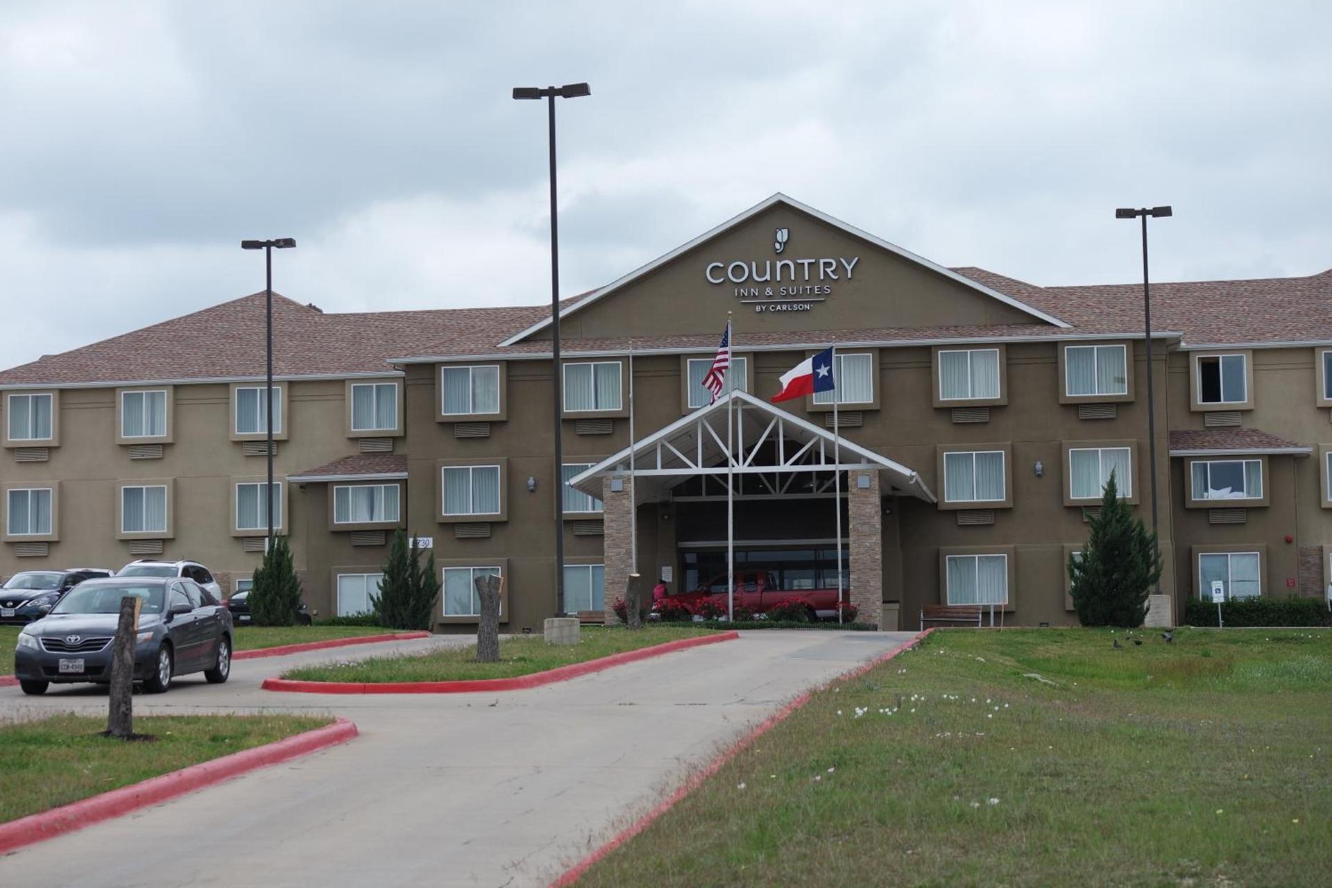 Country Inn & Suites by Radisson, Fort Worth West l-30 NAS JRB photo 24