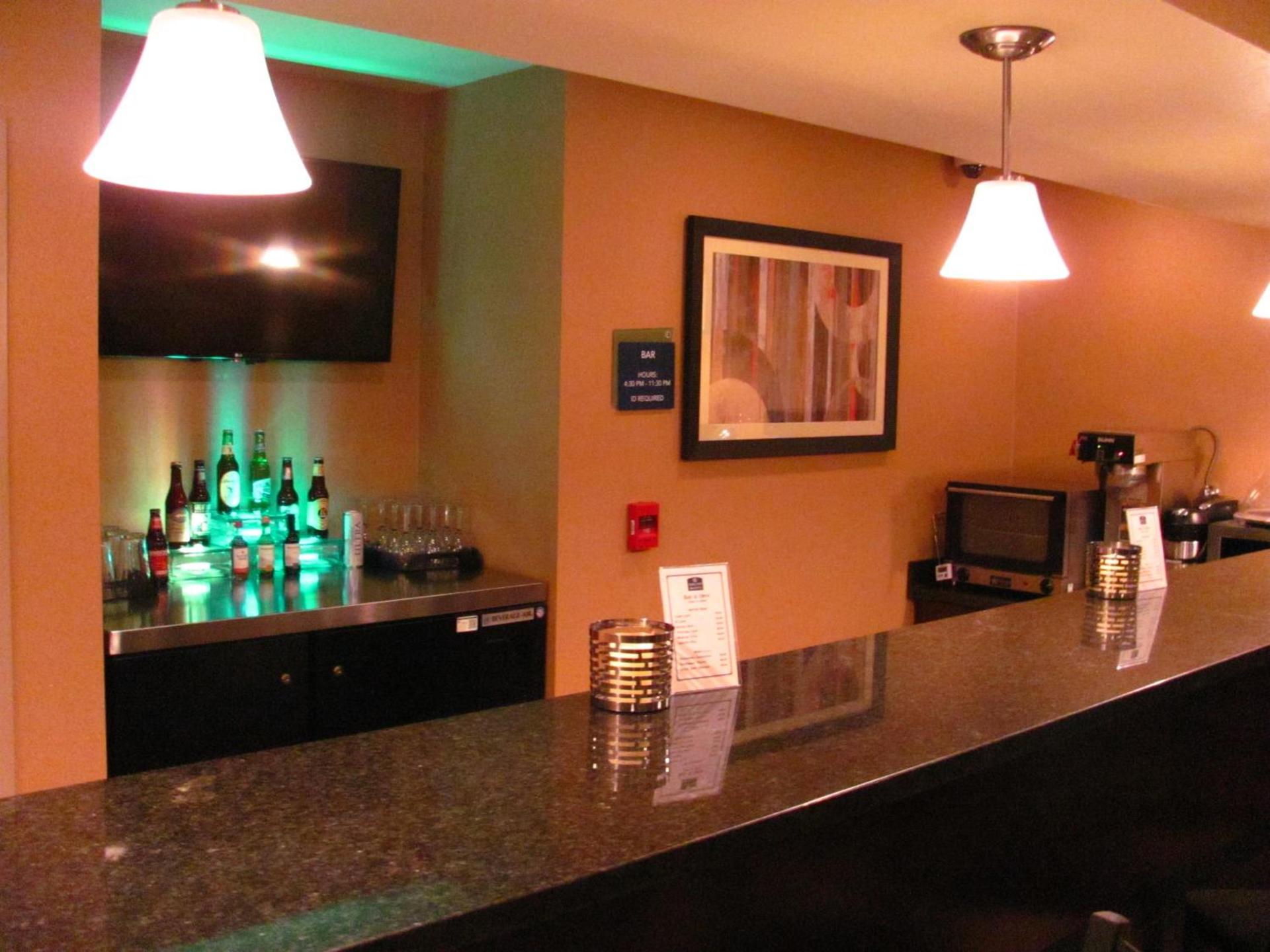 Cobblestone Inn & Suites - Ambridge, PA photo 38