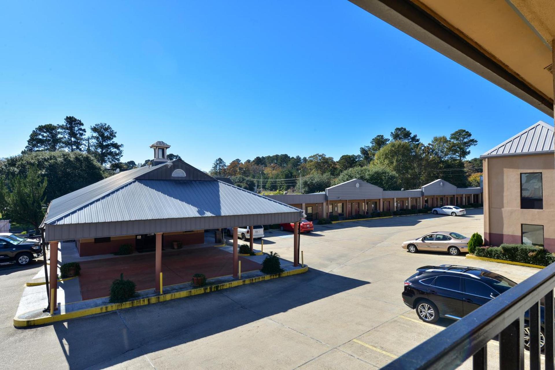 Americas Best Value Inn - Brookhaven photo 7