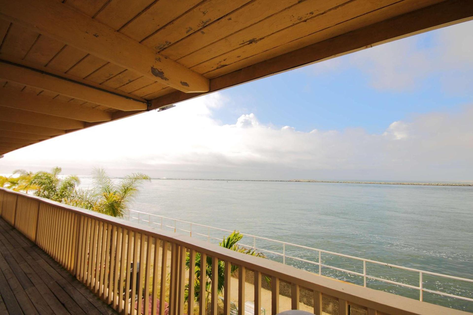 Oceanic Motel photo 5