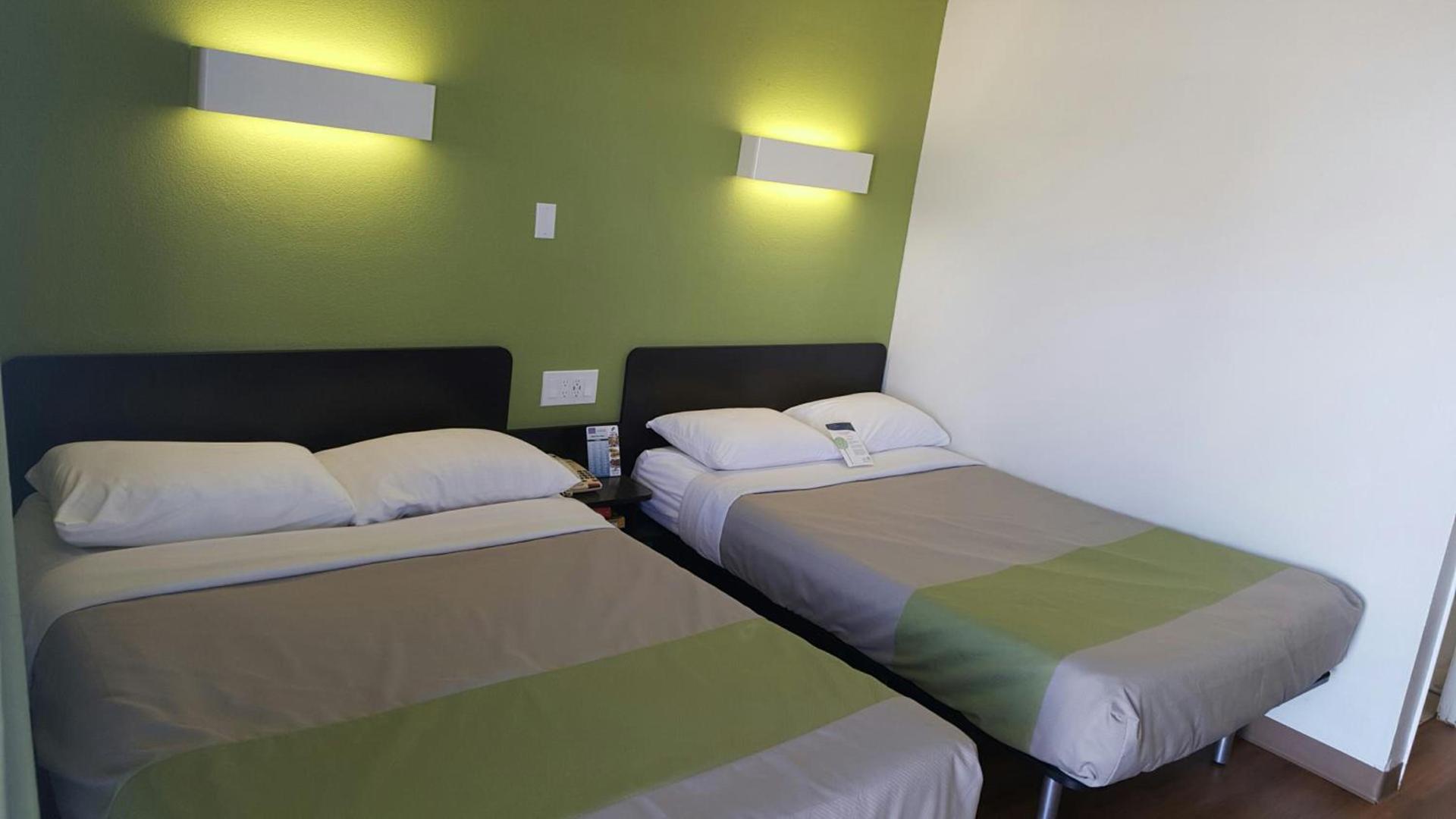 Motel 6-El Paso, TX - West photo 17