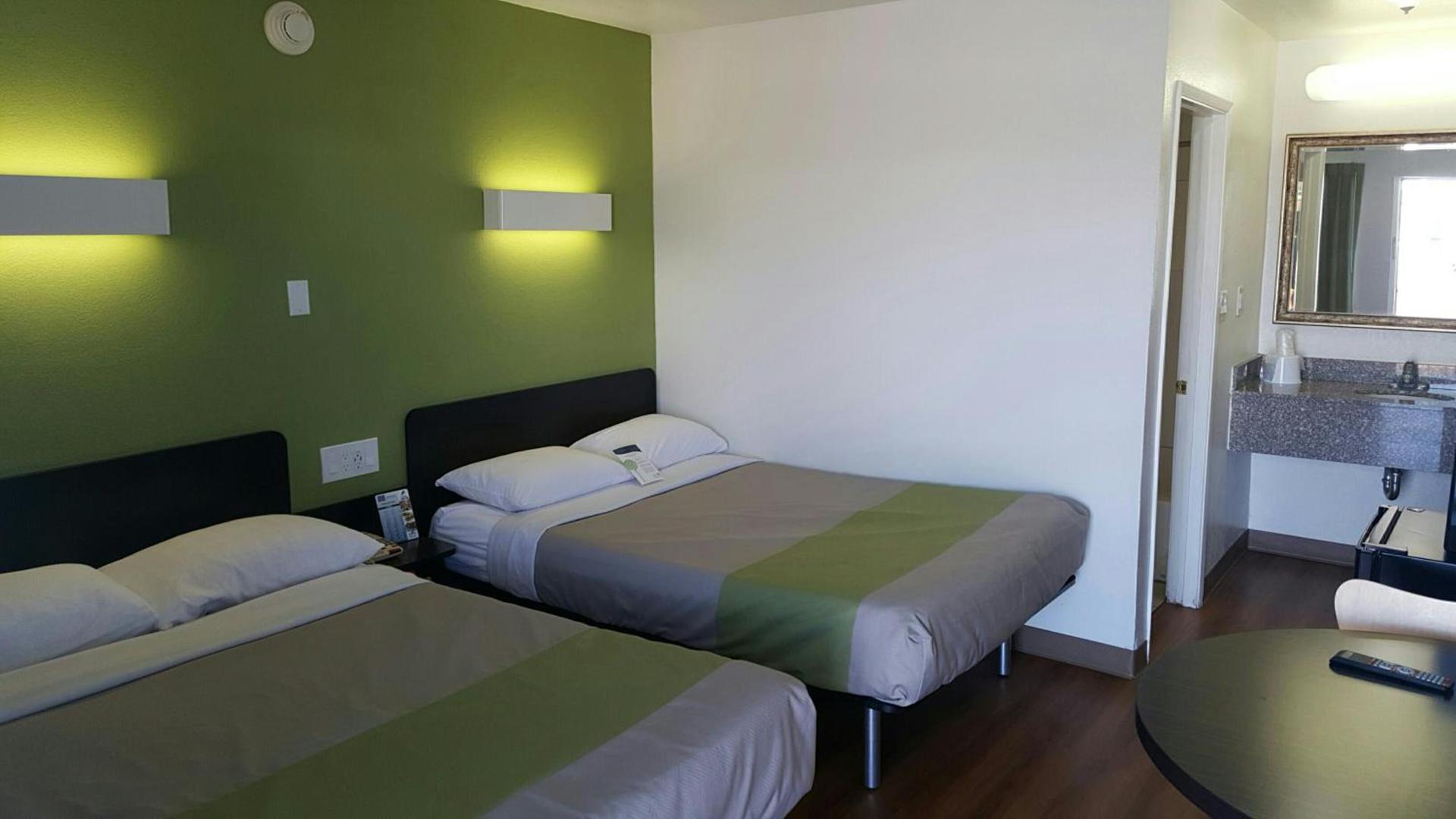Motel 6-El Paso, TX - West photo 22