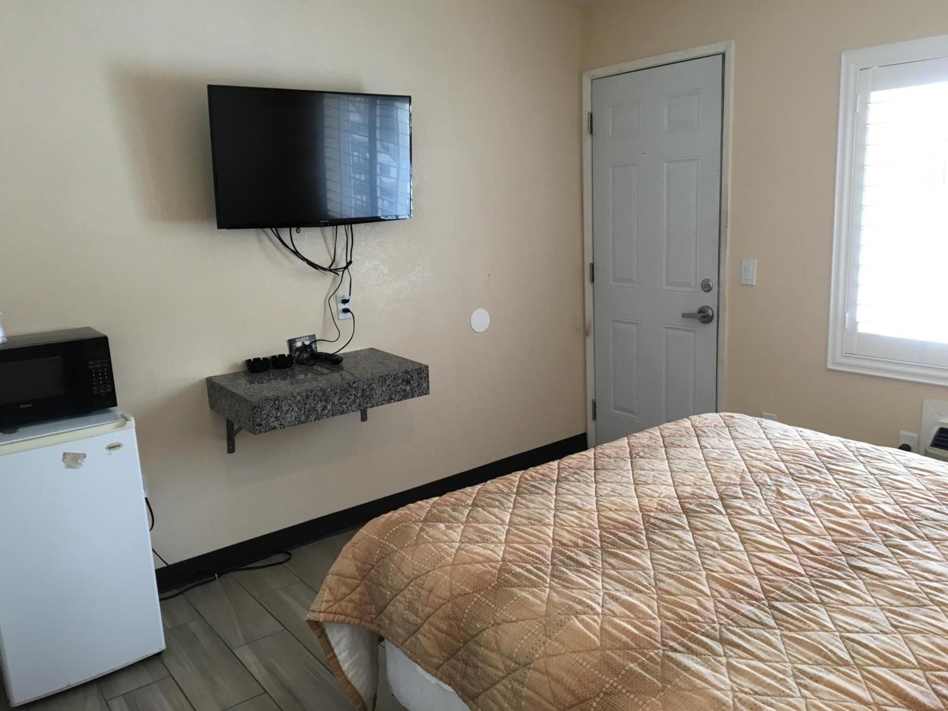 Ace Budget Motel photo 13