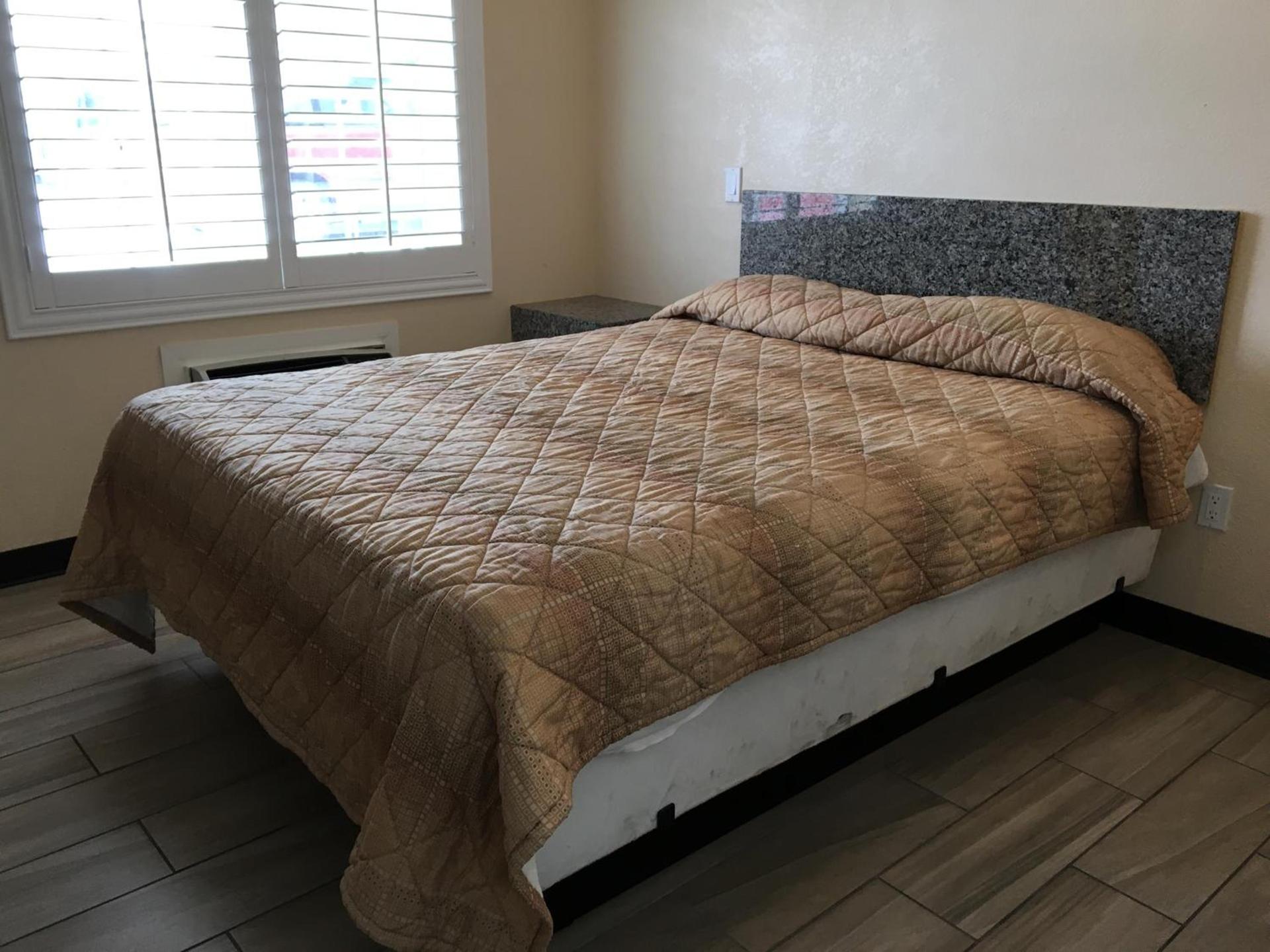 Ace Budget Motel photo 14