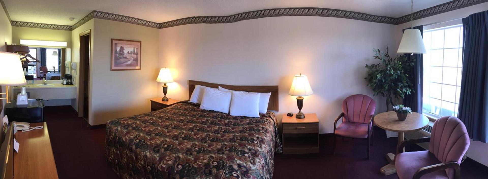 Twelve Oaks Inn photo 24