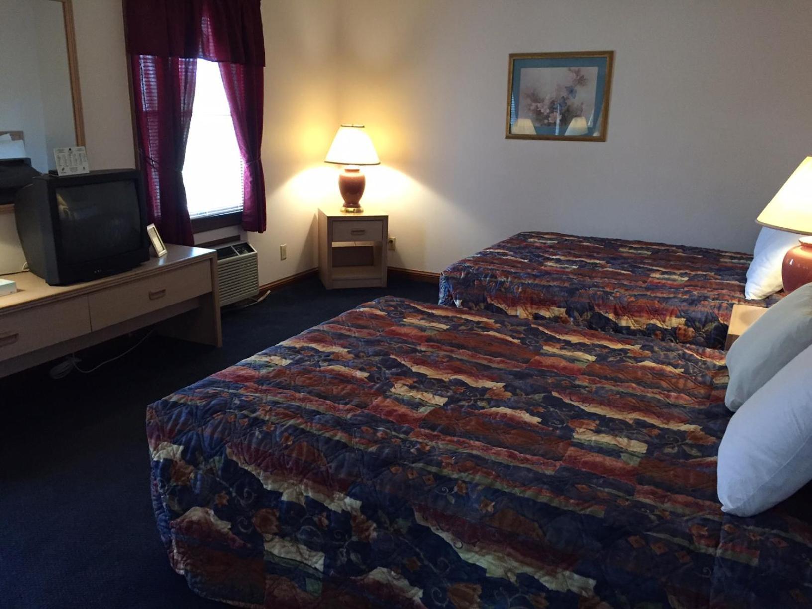 Twelve Oaks Inn photo 26