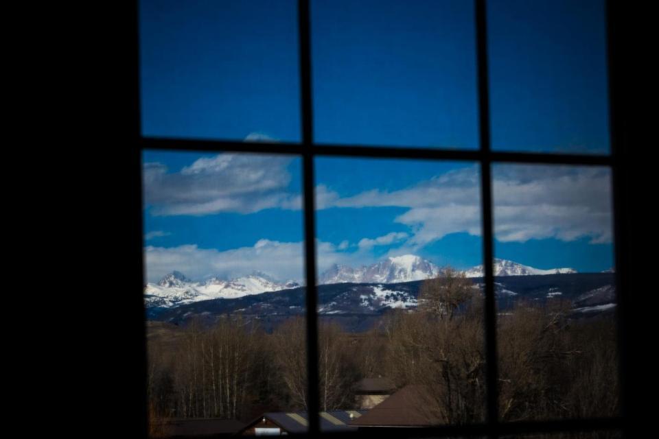 High Country Suites photo 2