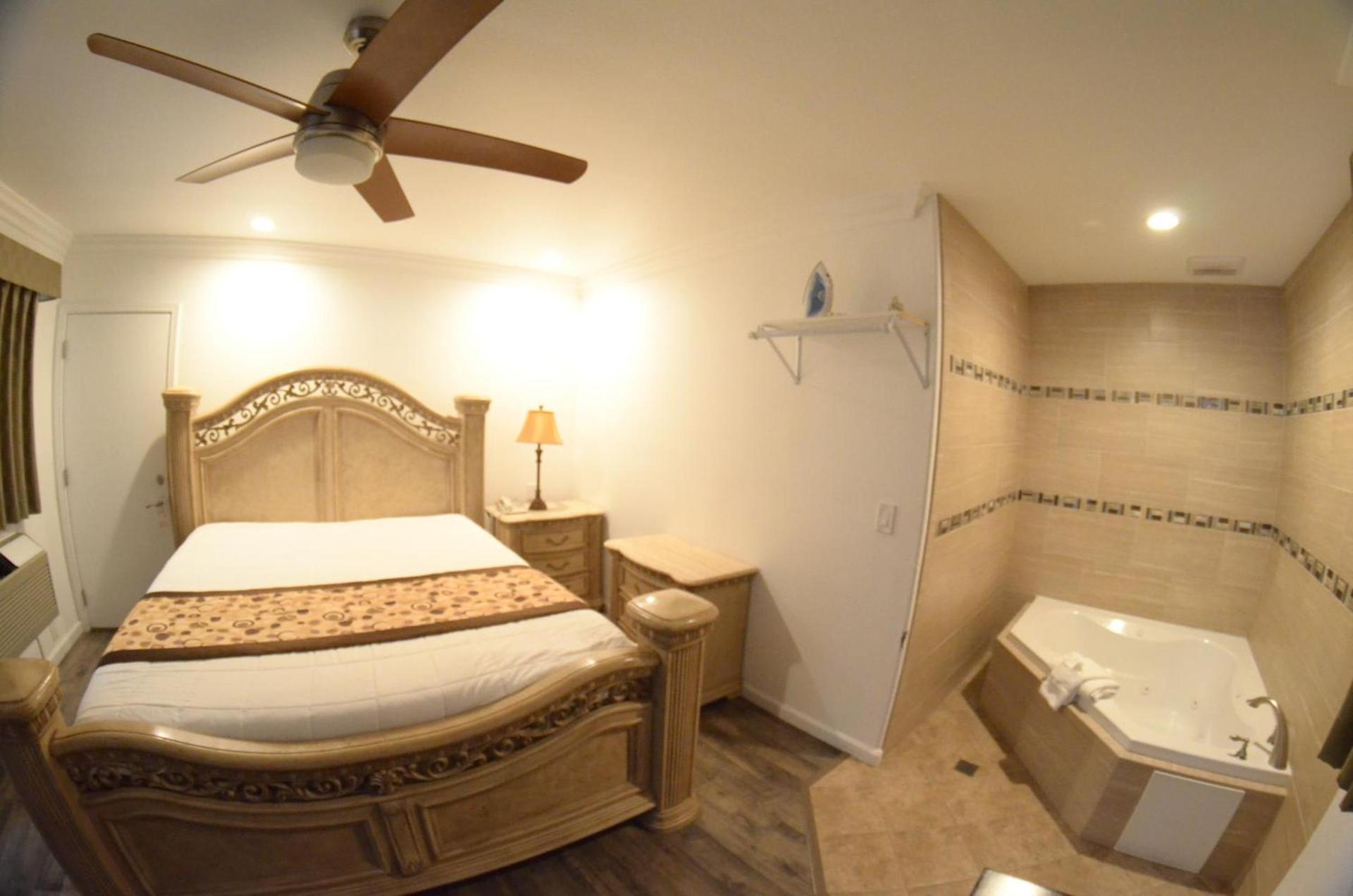 Sunset Motel photo 70