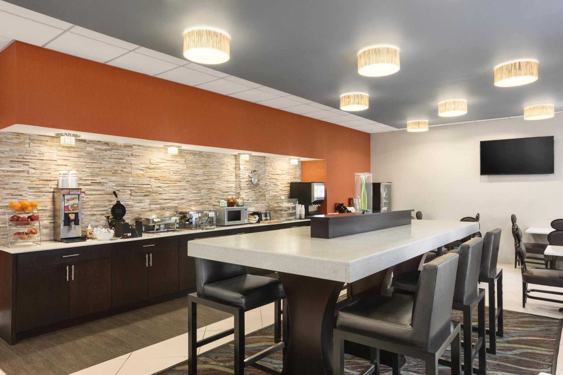 Country Inn & Suites by Radisson Nashville Airport TN photo 84