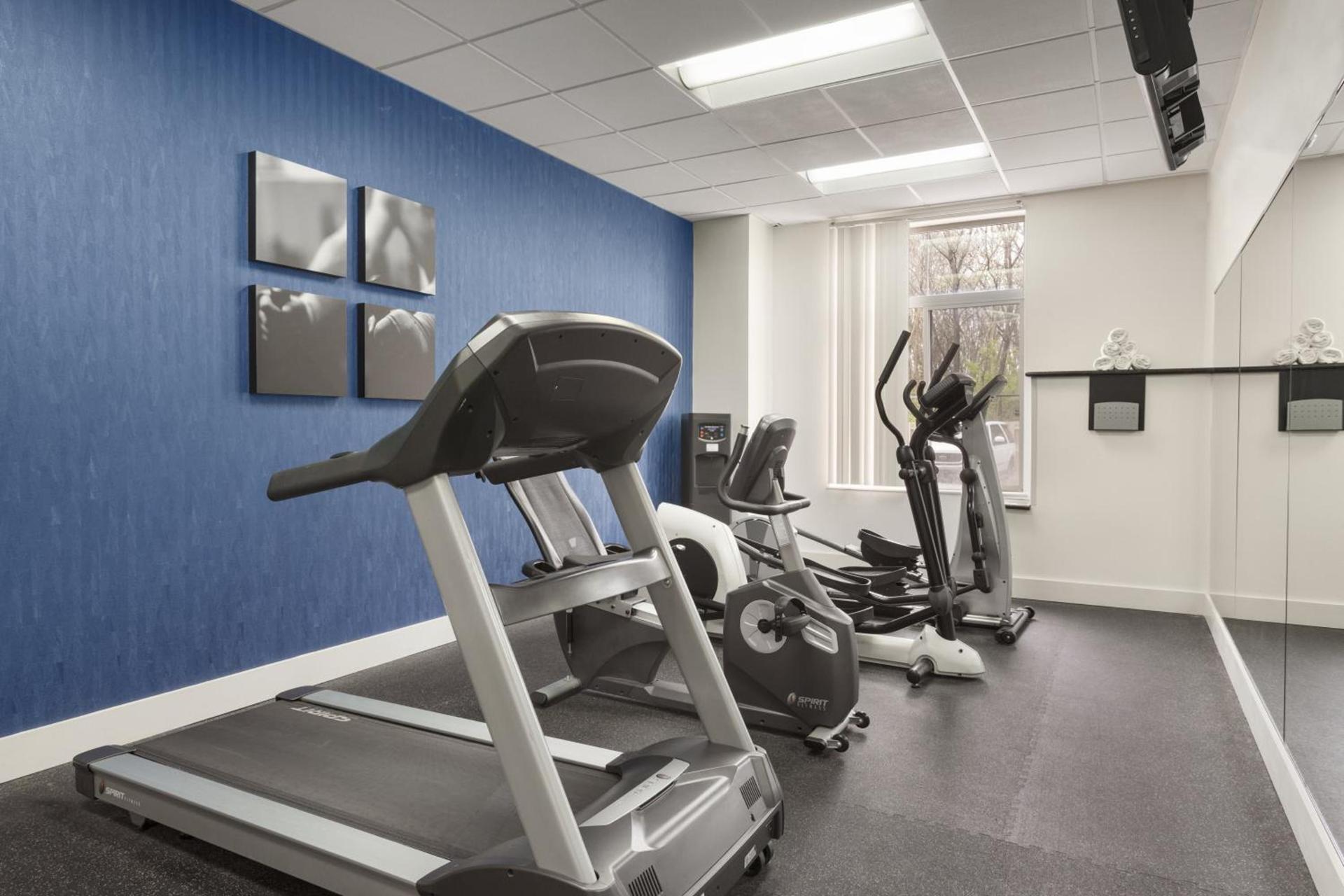 Country Inn & Suites by Radisson Nashville Airport TN photo 34