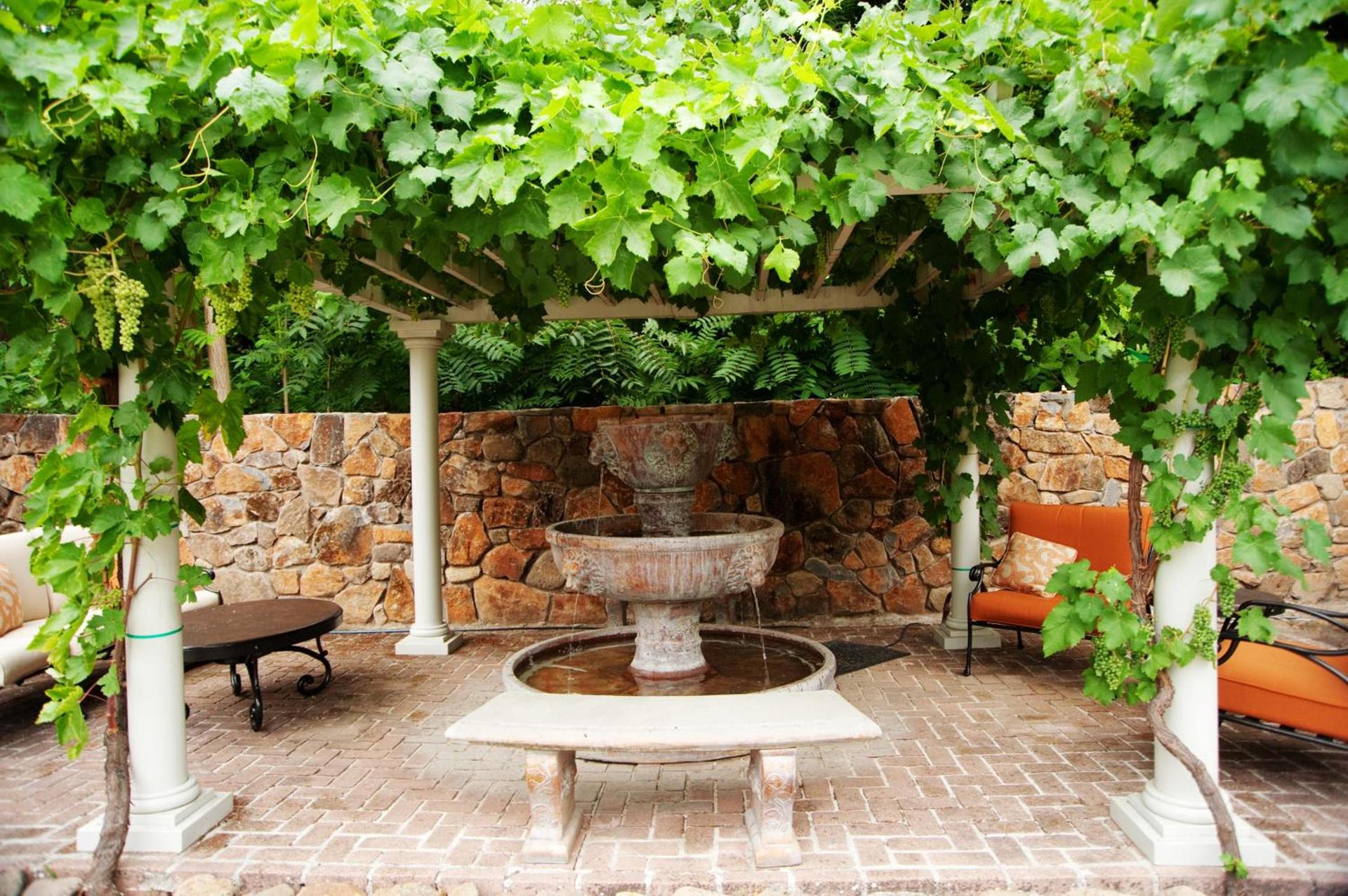 Spanish Villa Inn photo 33