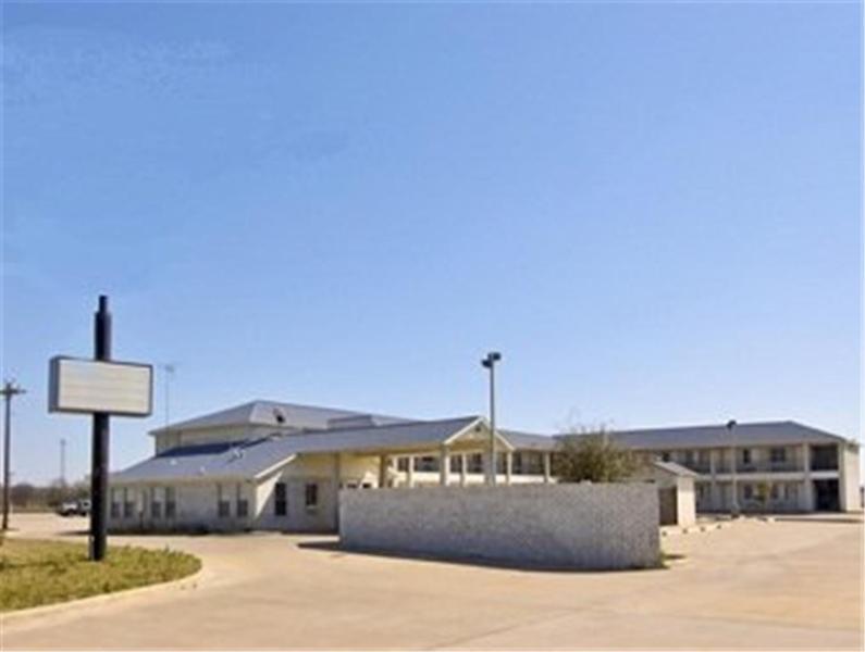 Summit Inn Hempstead photo 1