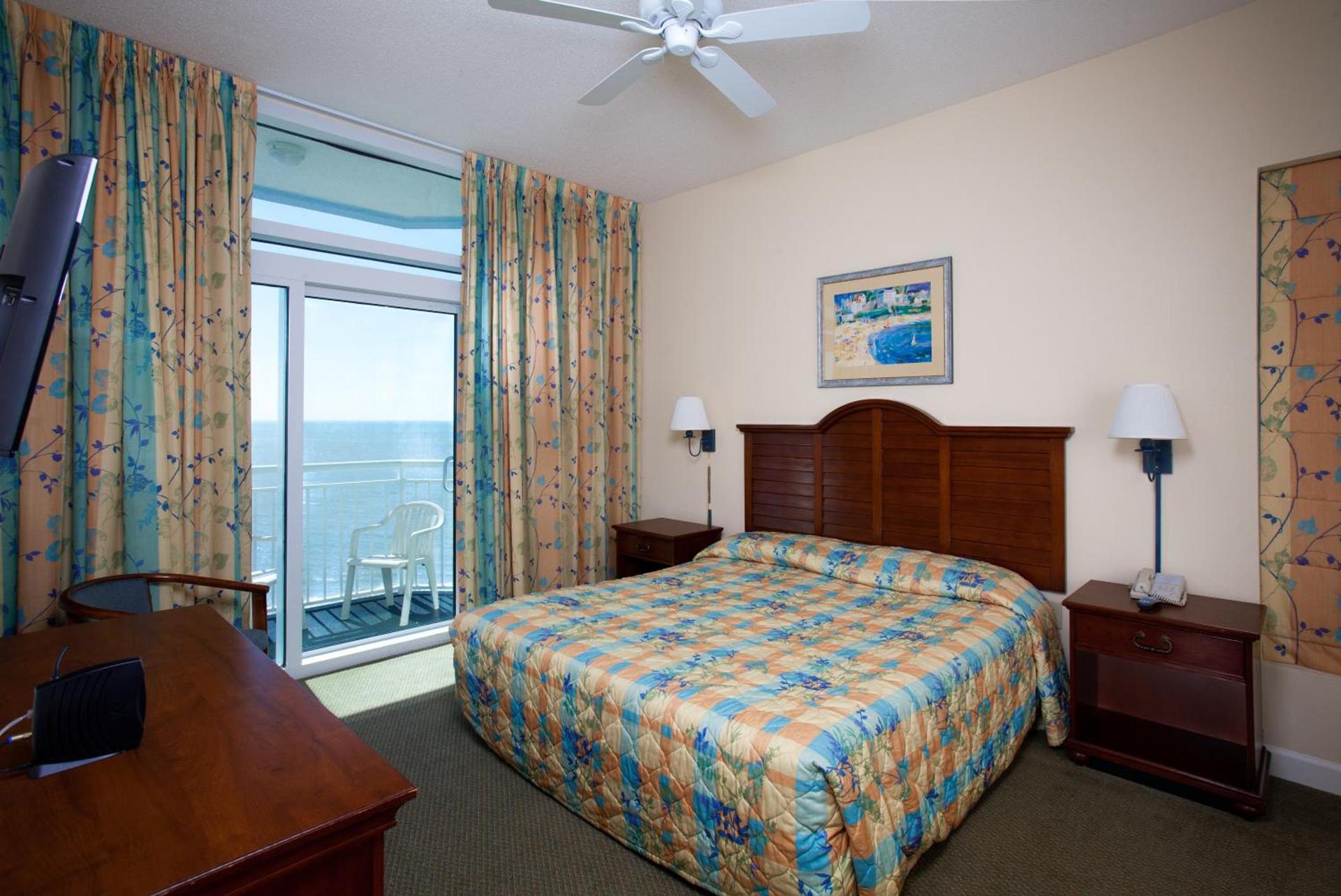 Holiday Sands at South Beach photo 9