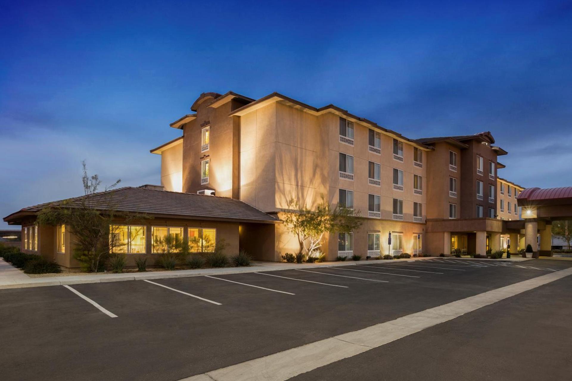 Holiday Inn & Suites - Barstow by IHG — hotel in Barstow