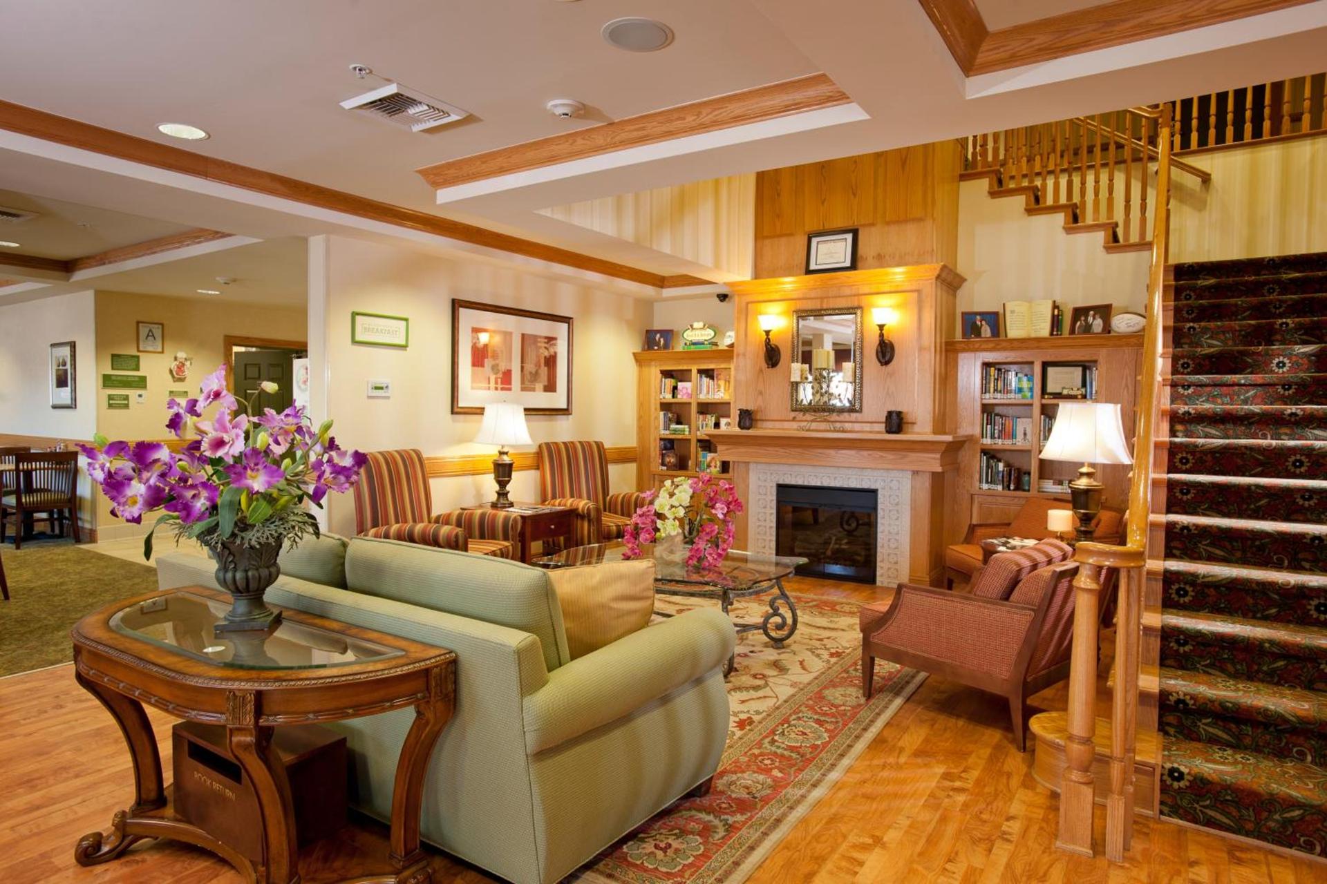 Holiday Inn & Suites - Barstow by IHG photo 3