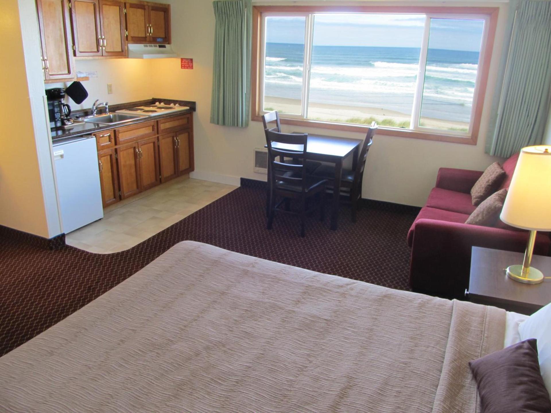Silver Sands photo 28