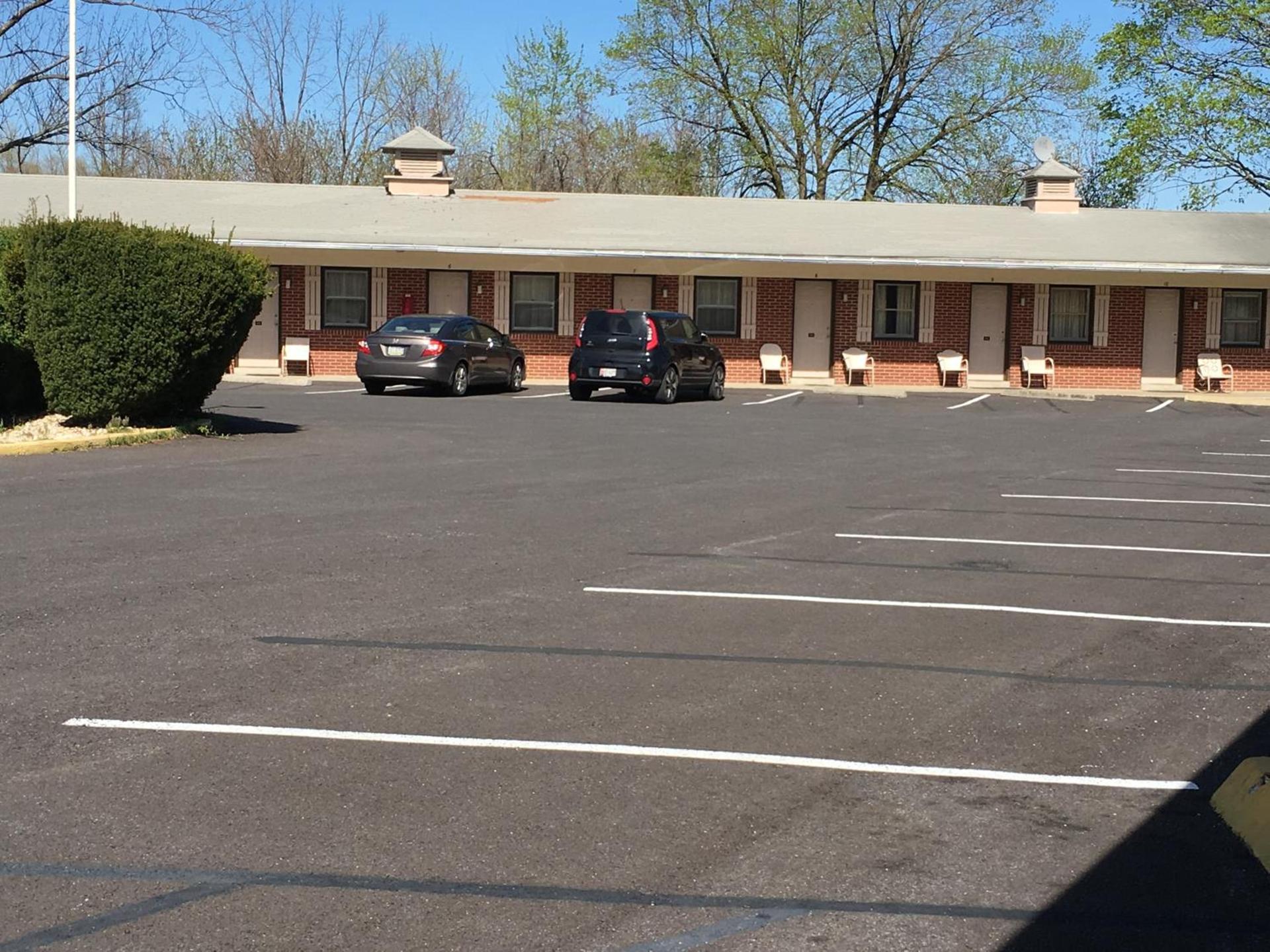 Red Carpet Inn - Gettysburg photo 15