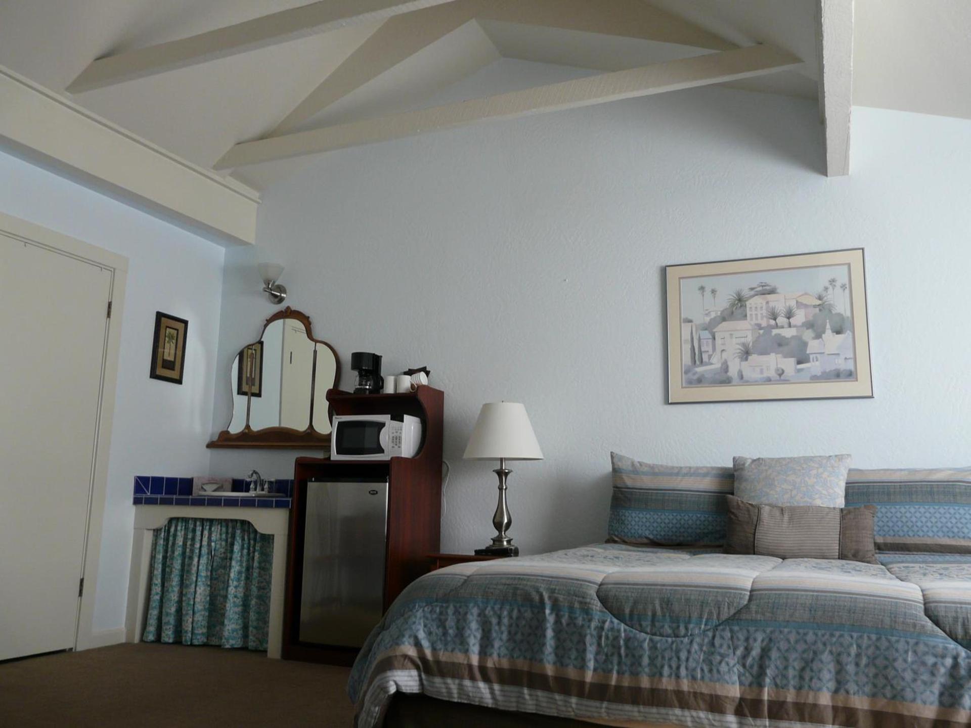 Harbor Inn photo 41