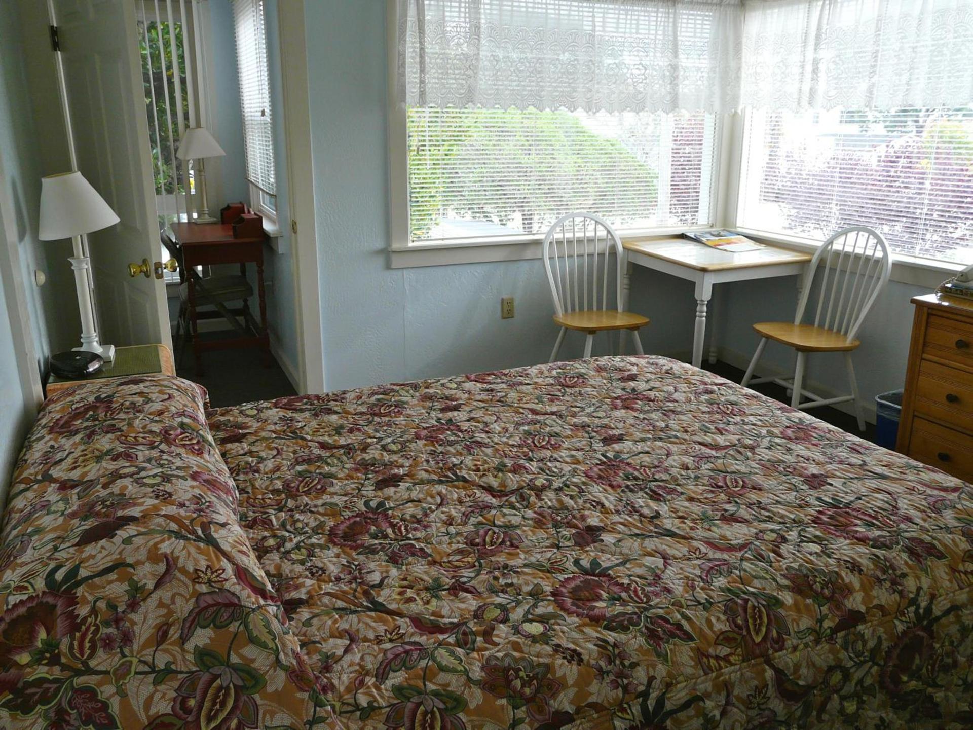 Harbor Inn photo 45