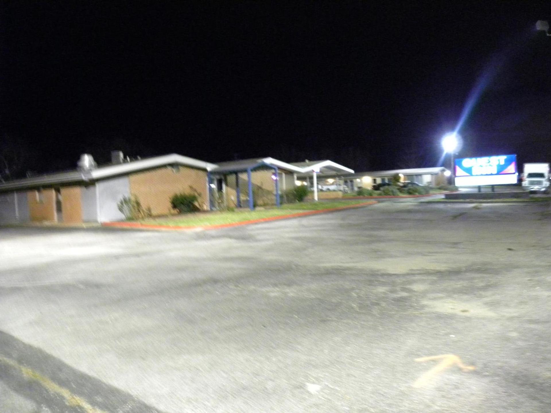 Guest Inn Rogers photo 90