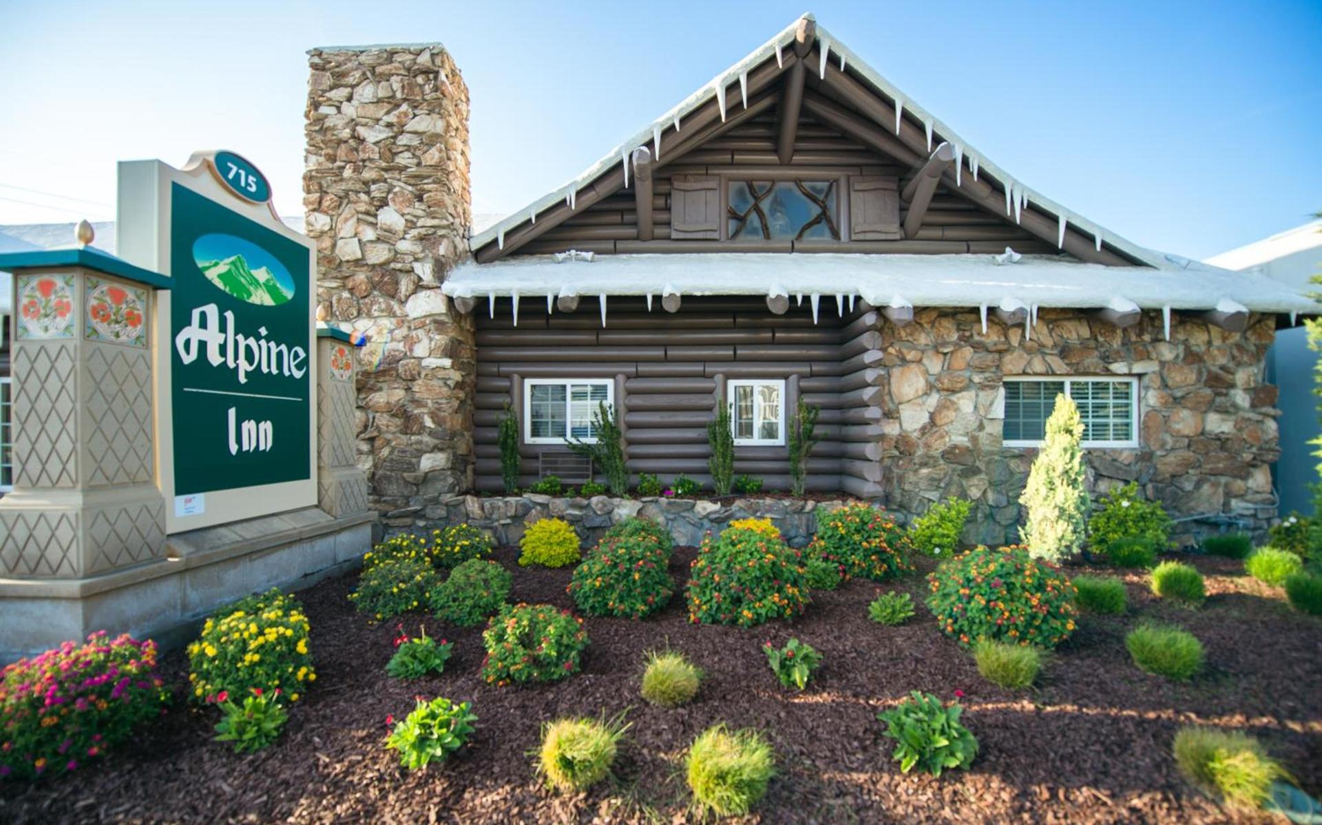 Alpine Inn near Convention Center and the Park photo 1