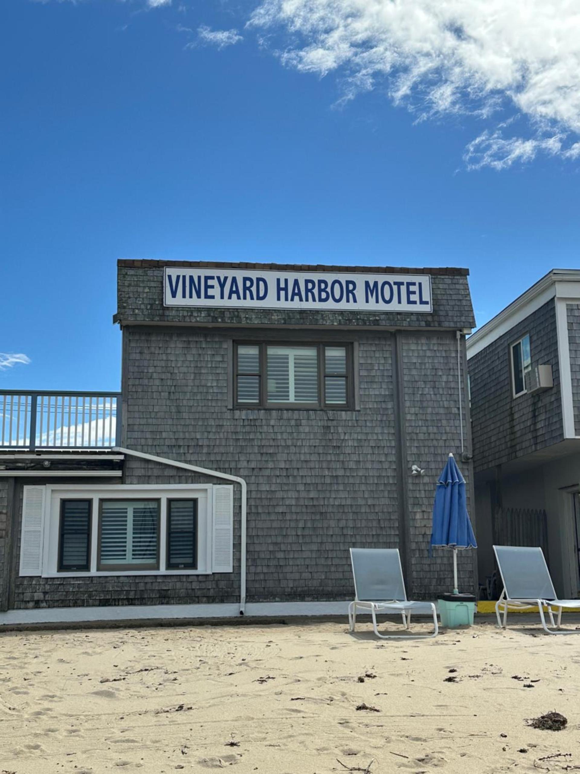 Vineyard Harbor Motel photo 18