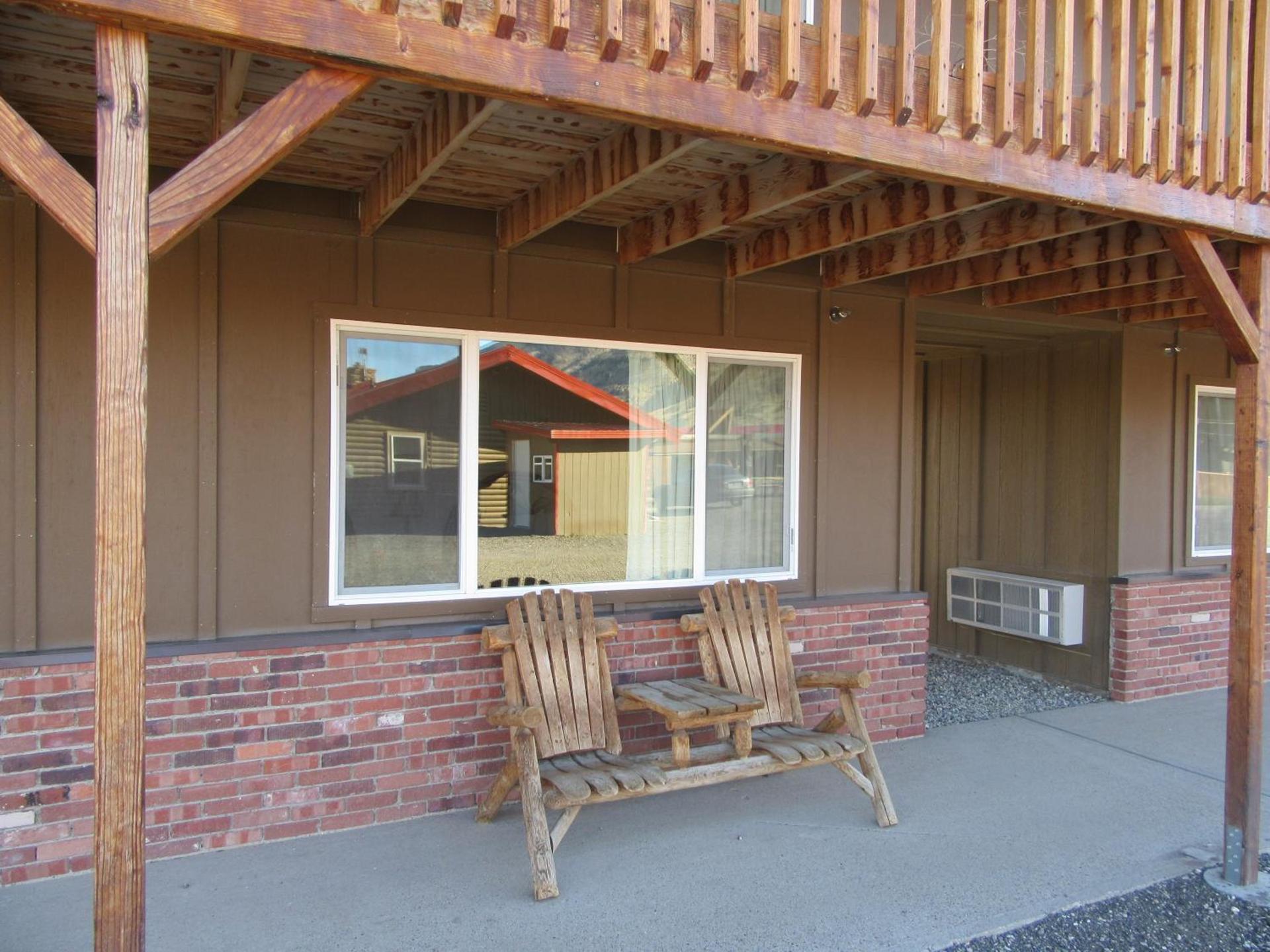 Big Bear Motel photo 52