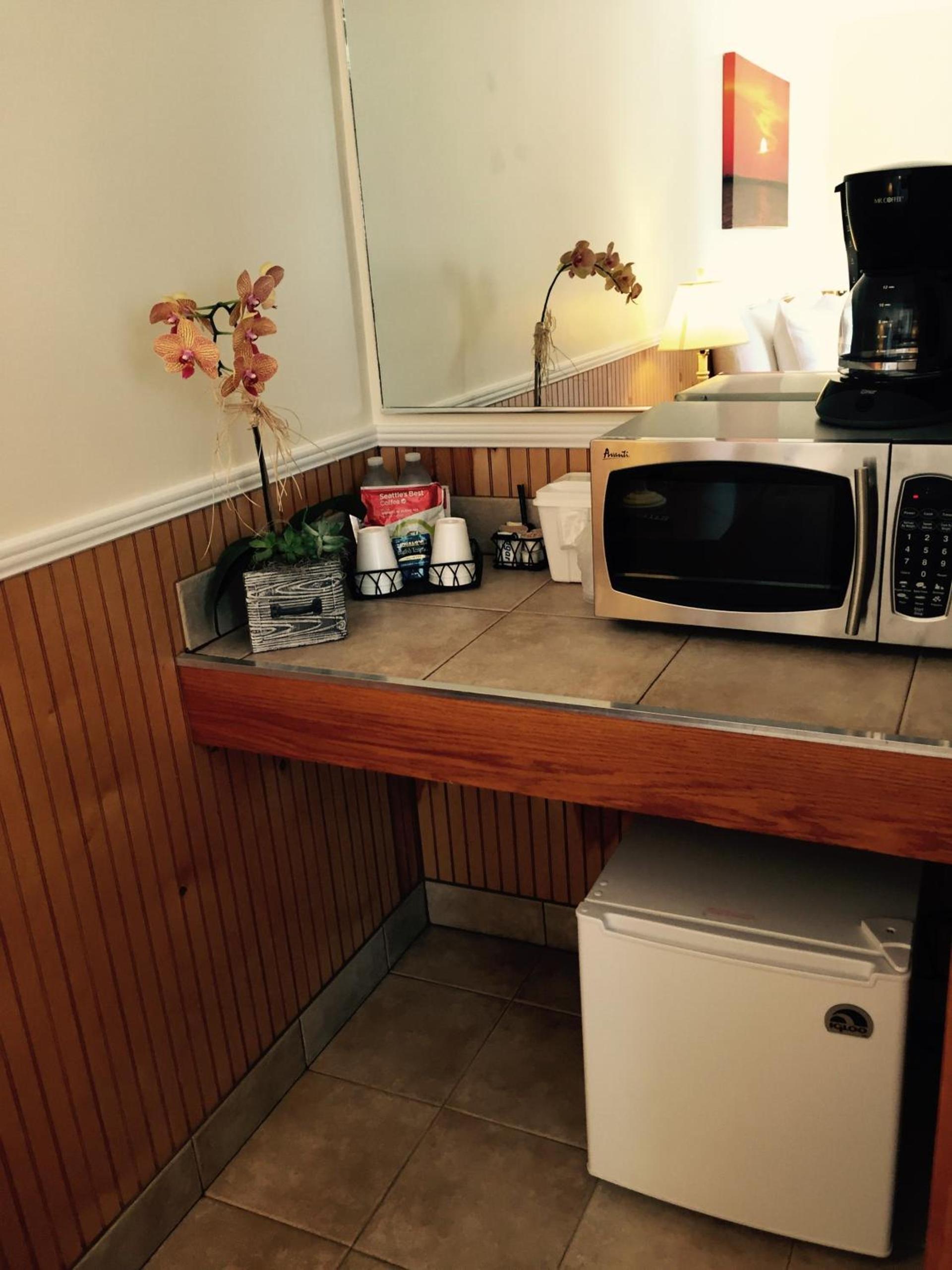 Southwinds Motel photo 17