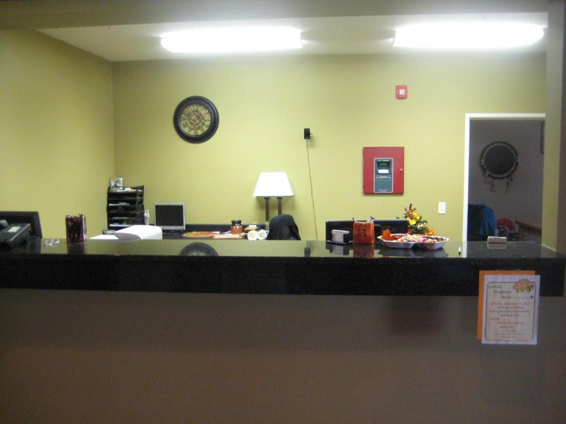 Bowman Inn and Suites photo 6