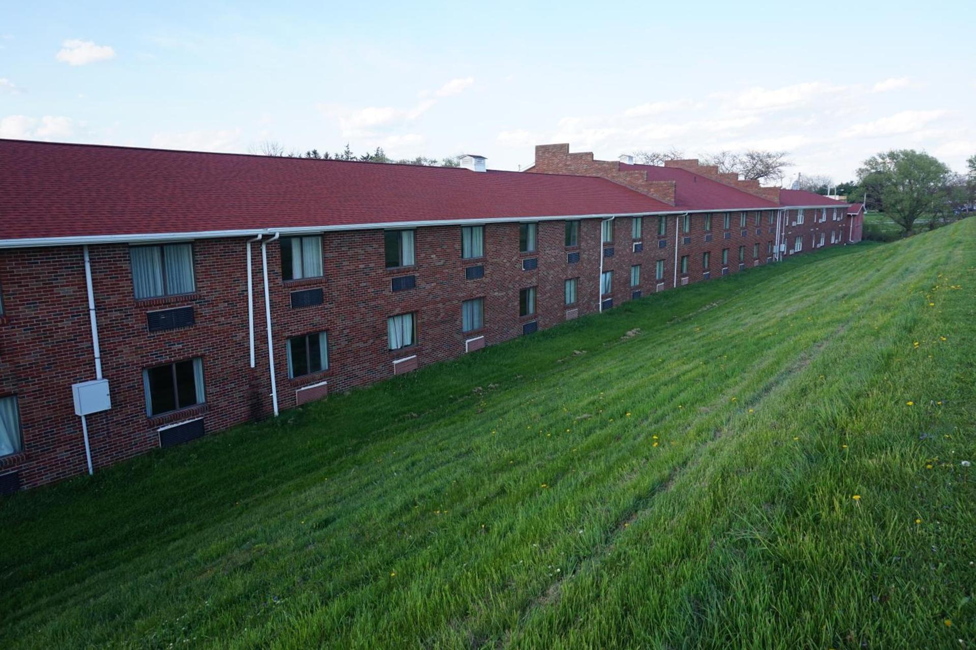 Bellevue Hotel and Suites photo 48
