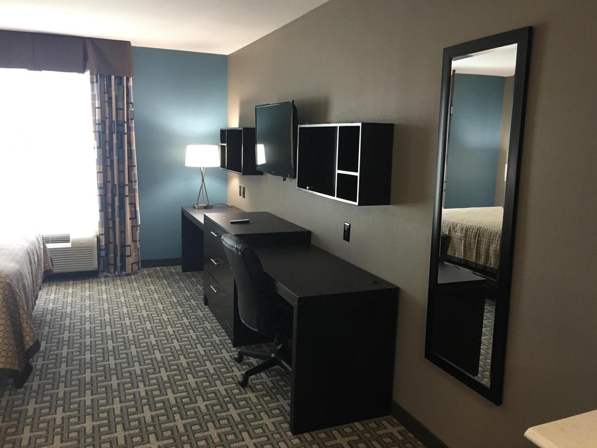 Americas Best Value Inn & Suites photo 17