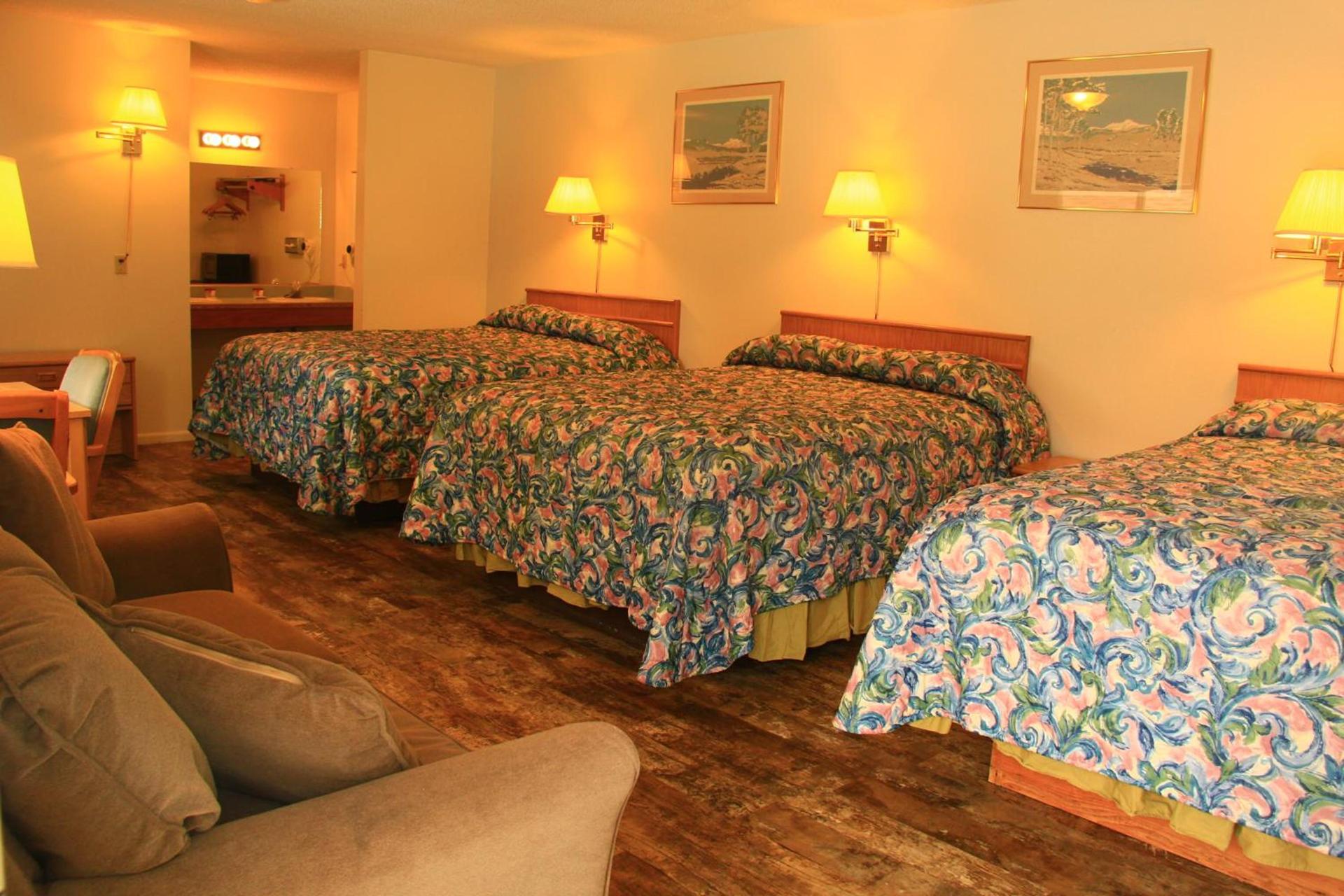 Sunrise Motor Inn photo 37