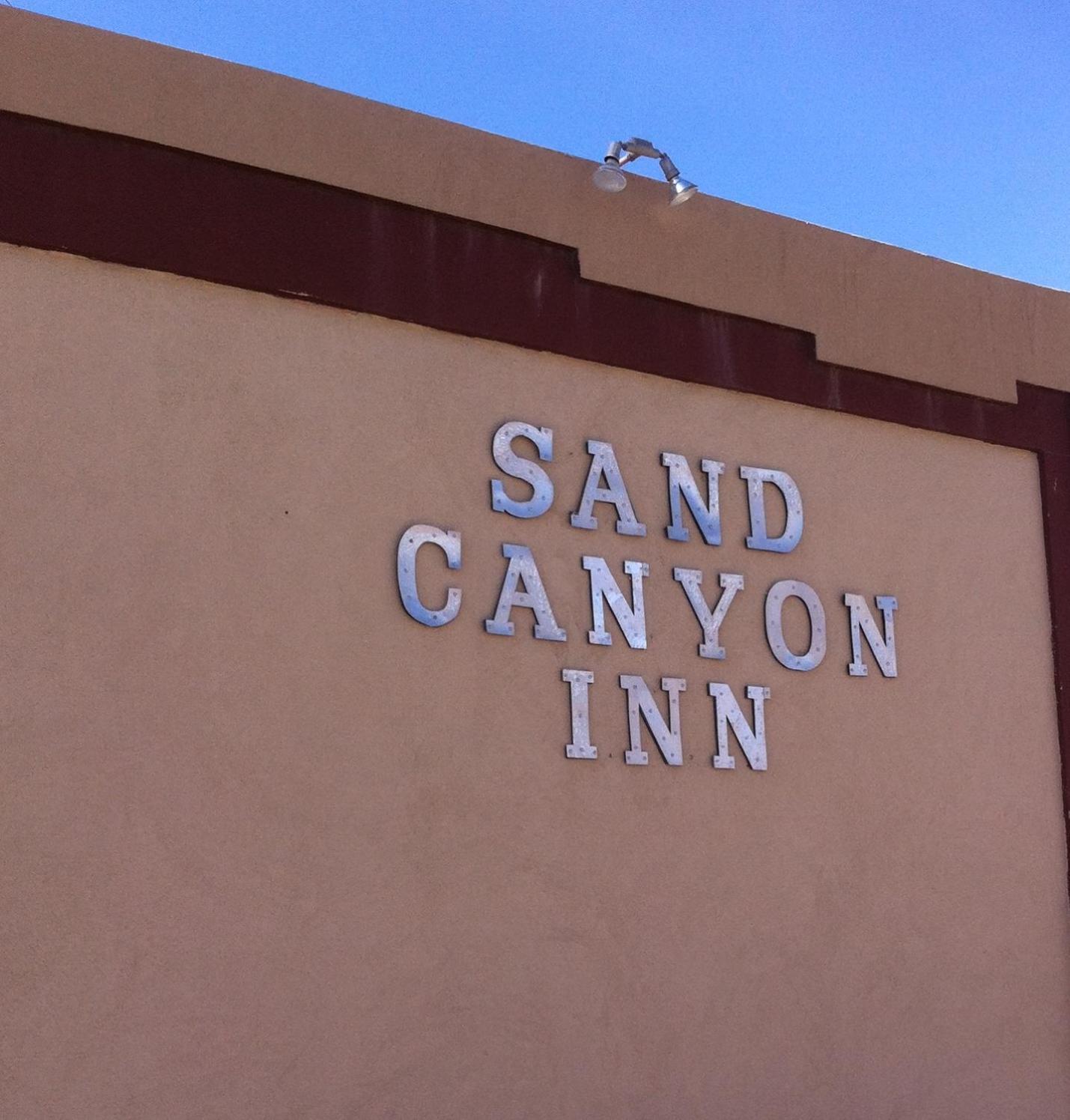 National 9 Inn Sand Canyon photo 50