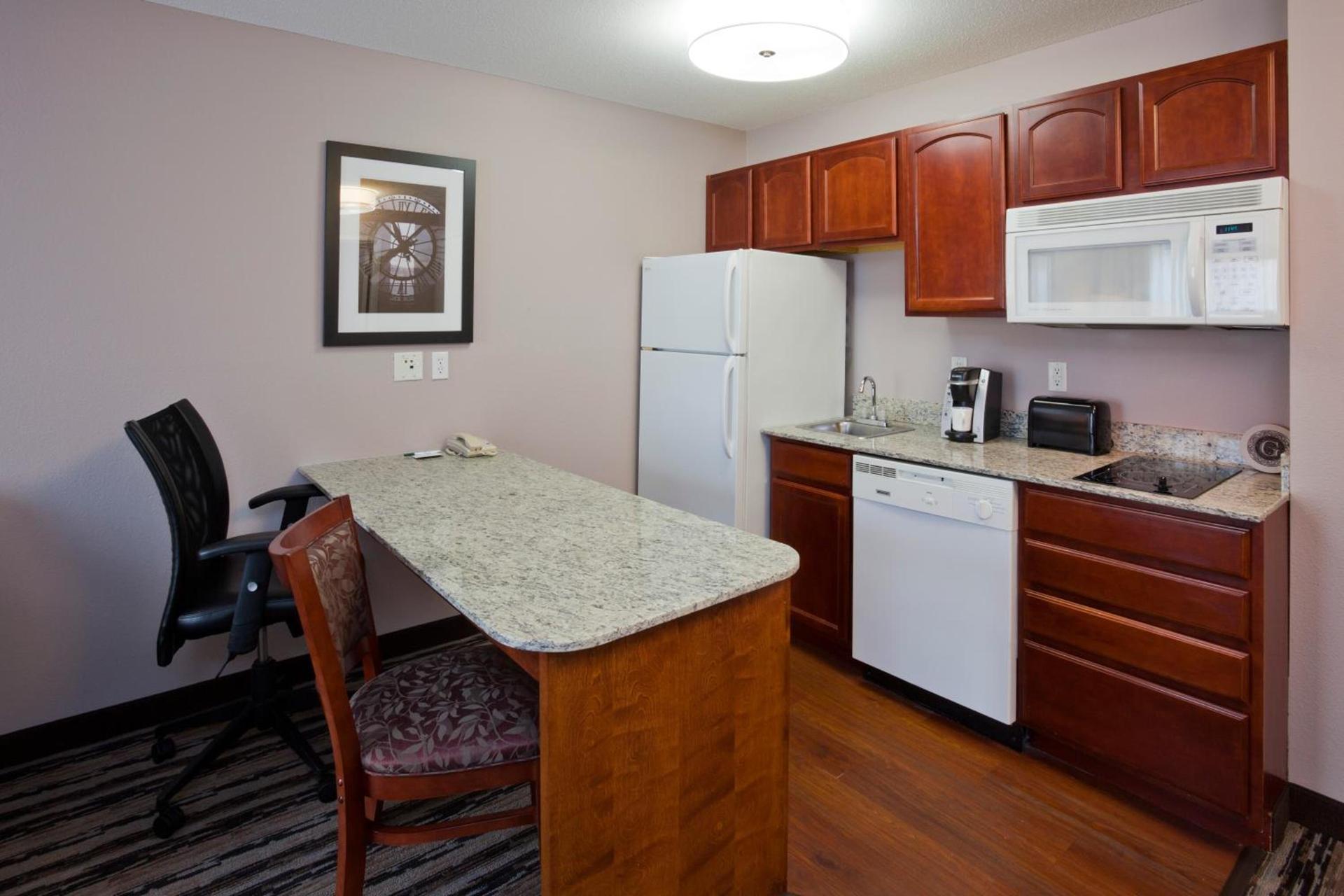 GrandStay Residential Suites Hotel photo 17