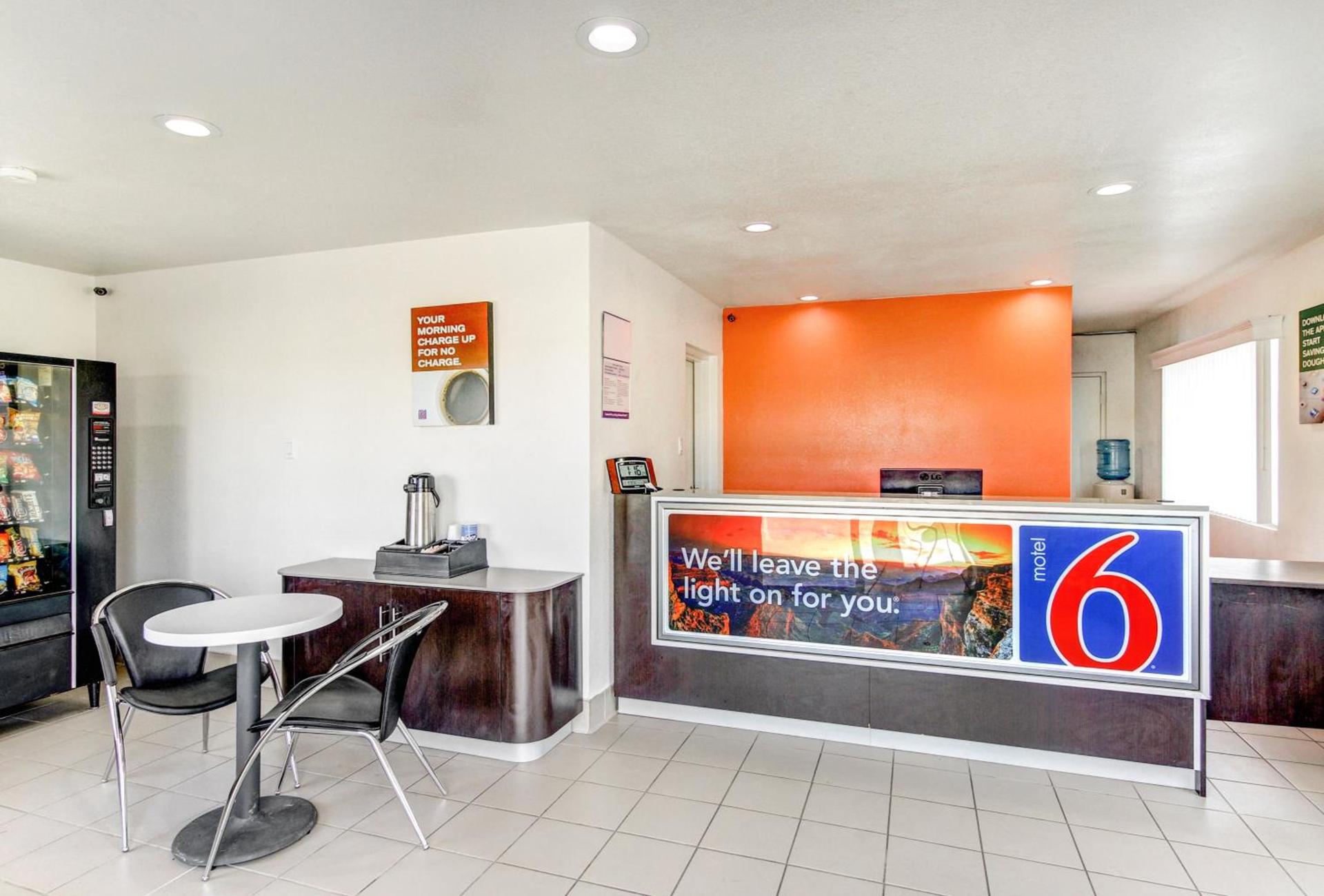 Motel 6 Waco - Lacy Lakeview photo 56