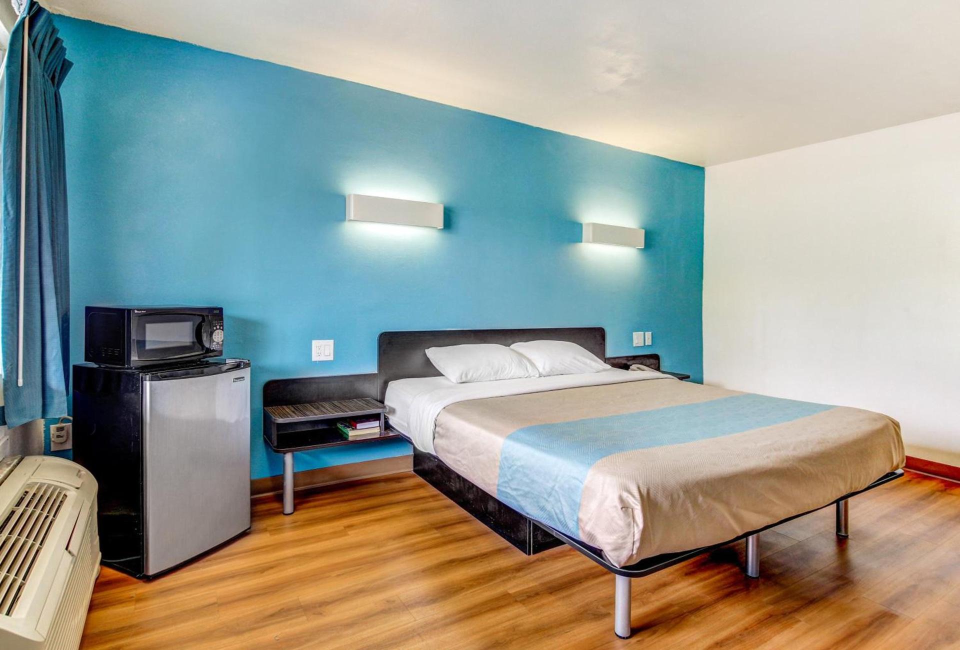 Motel 6 Waco - Lacy Lakeview photo 46