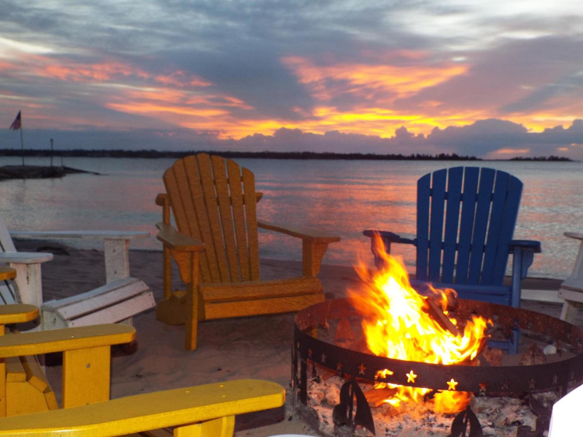 Beachfront Inn photo 69