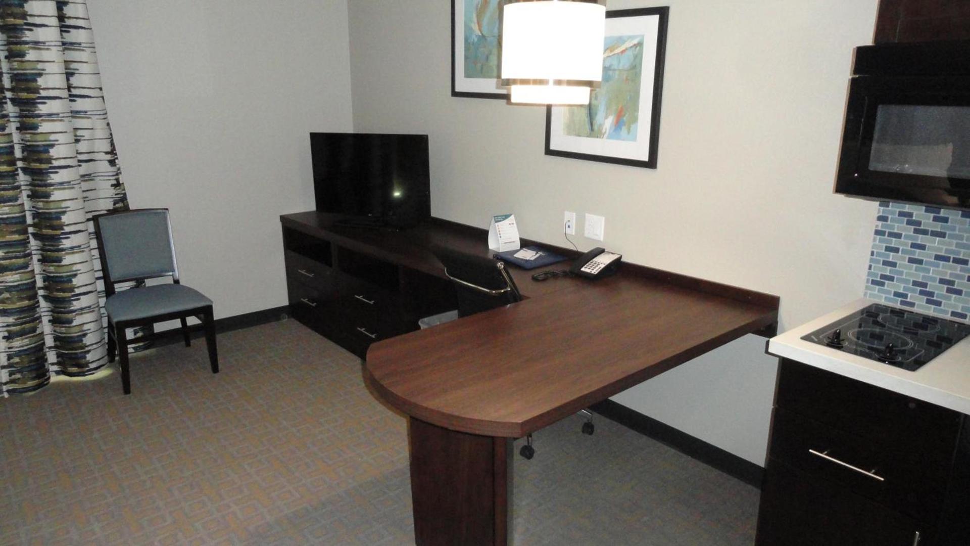 MainStay Suites Midland photo 31
