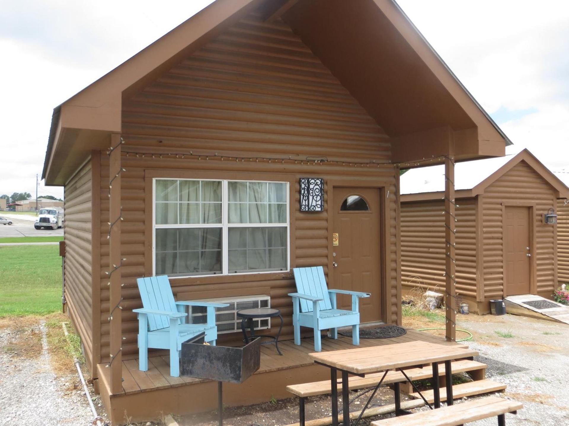 All Tucked Inn Cabins photo 12