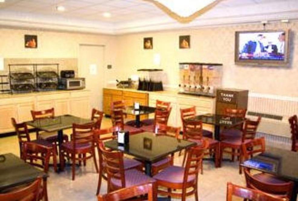 Ramada by Wyndham East Orange photo 39