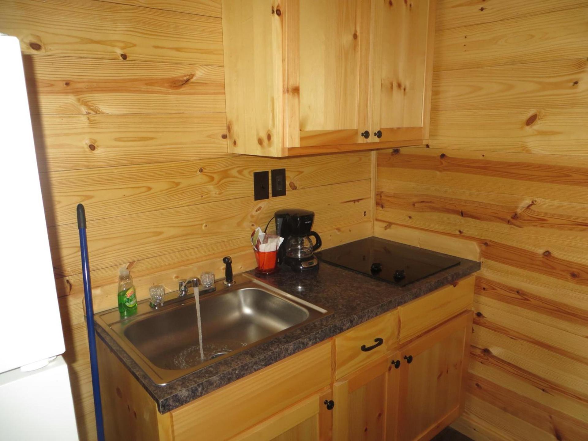 All Tucked Inn Cabins 2 photo 2