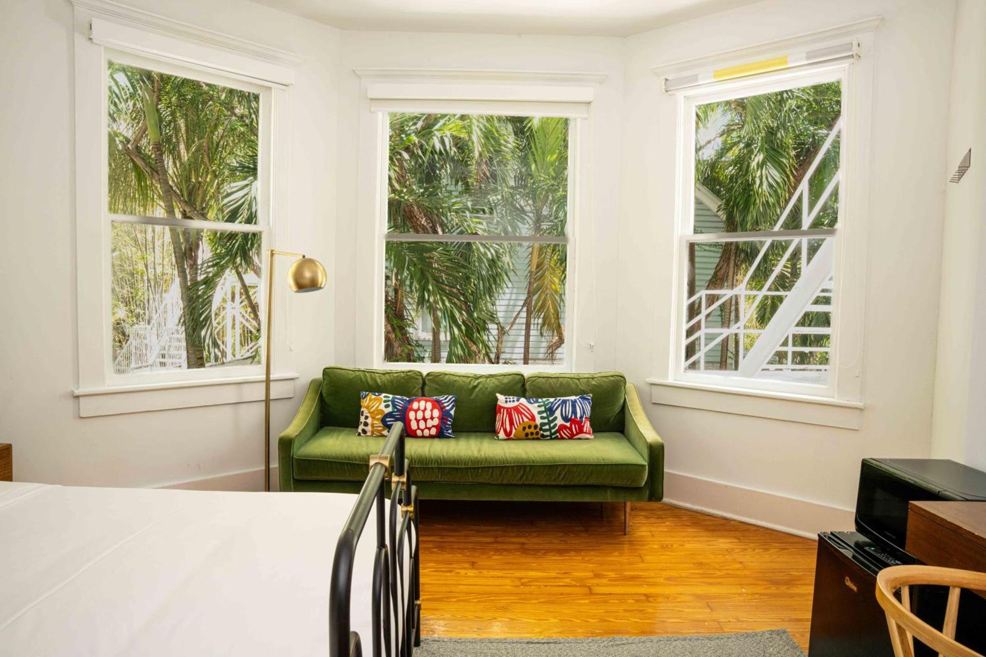 Miami River Inn by Renzzi photo 47