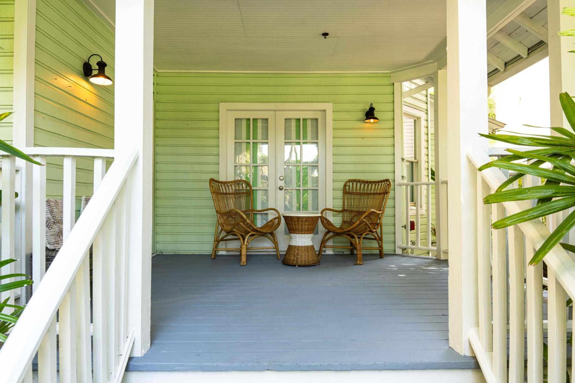 Miami River Inn by Renzzi photo 32